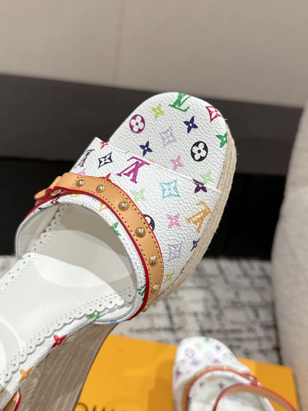 Босоножки Женские Louis Vuitton 50084