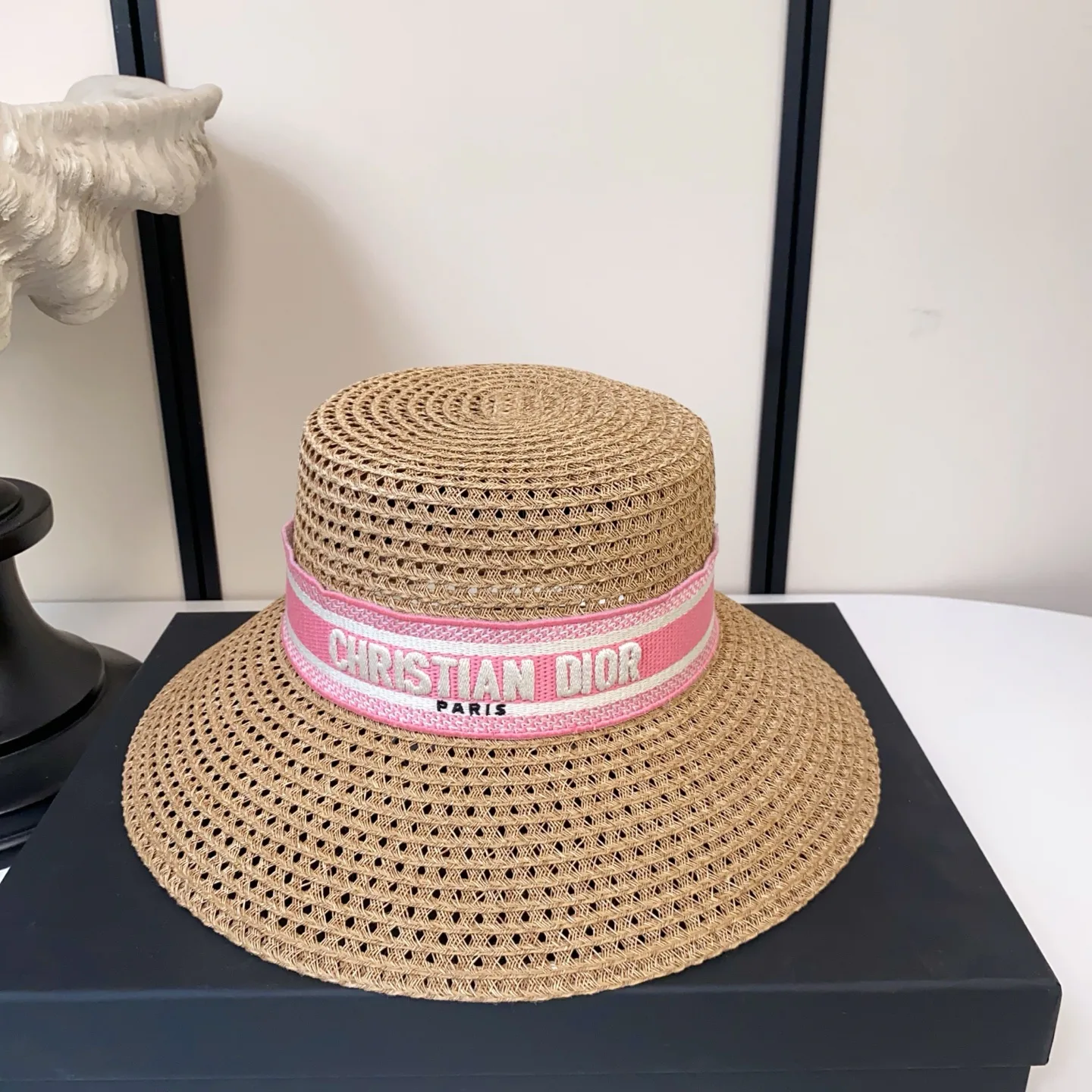Головные Уборы Christian Dior 13569663