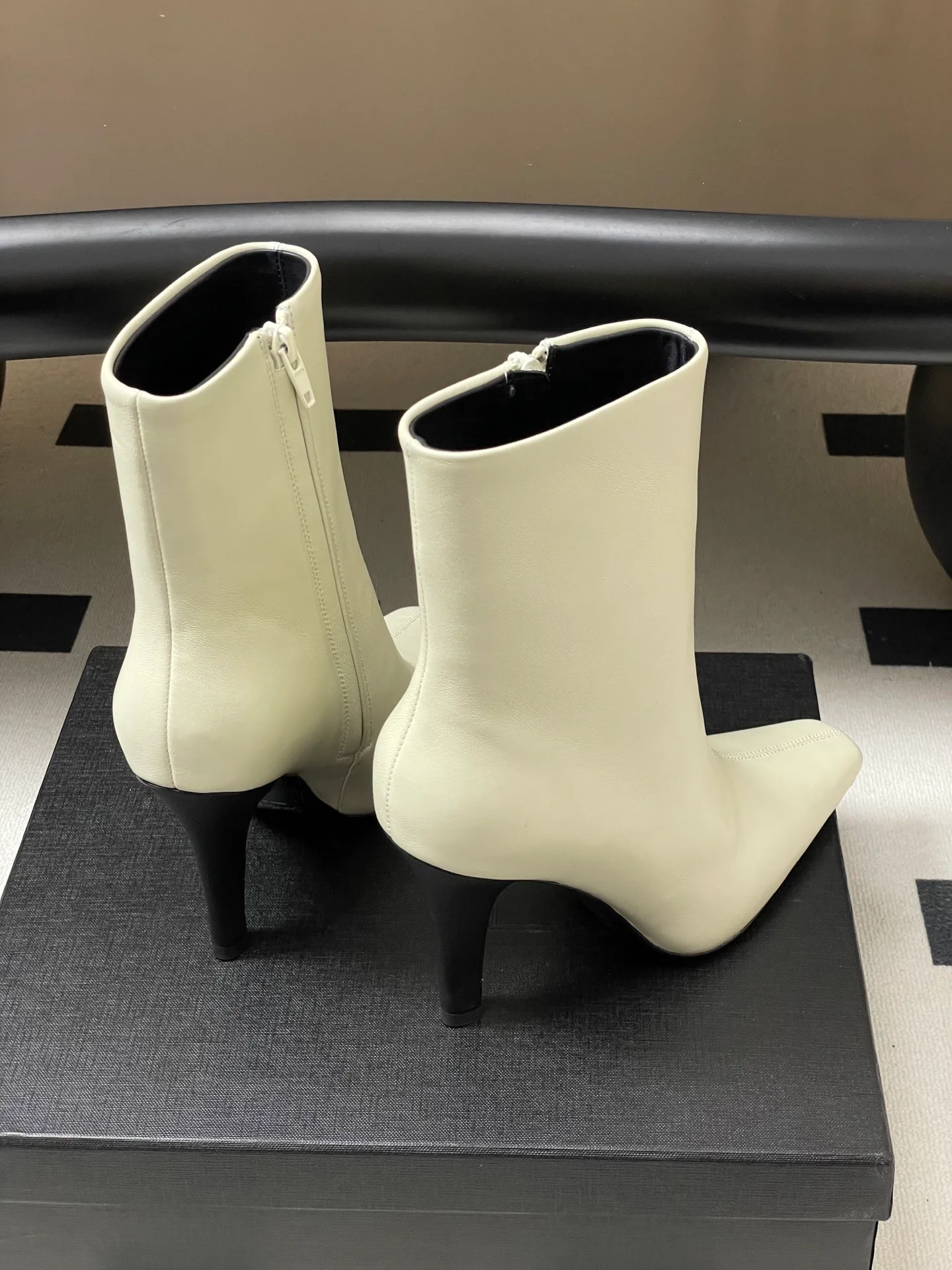 Ботильоны Женские Saint Laurent 300647