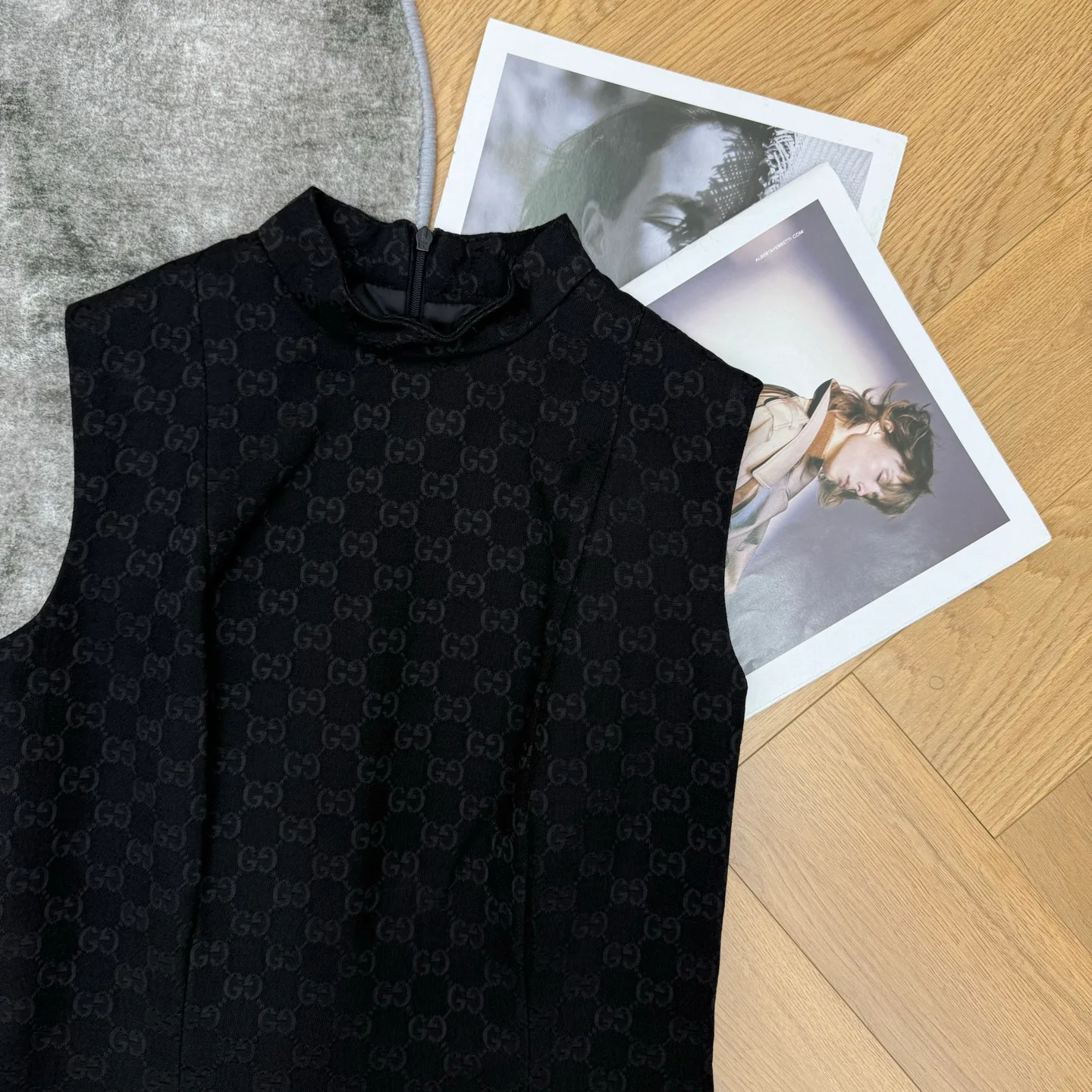 Платья Женские Gucci 18501750