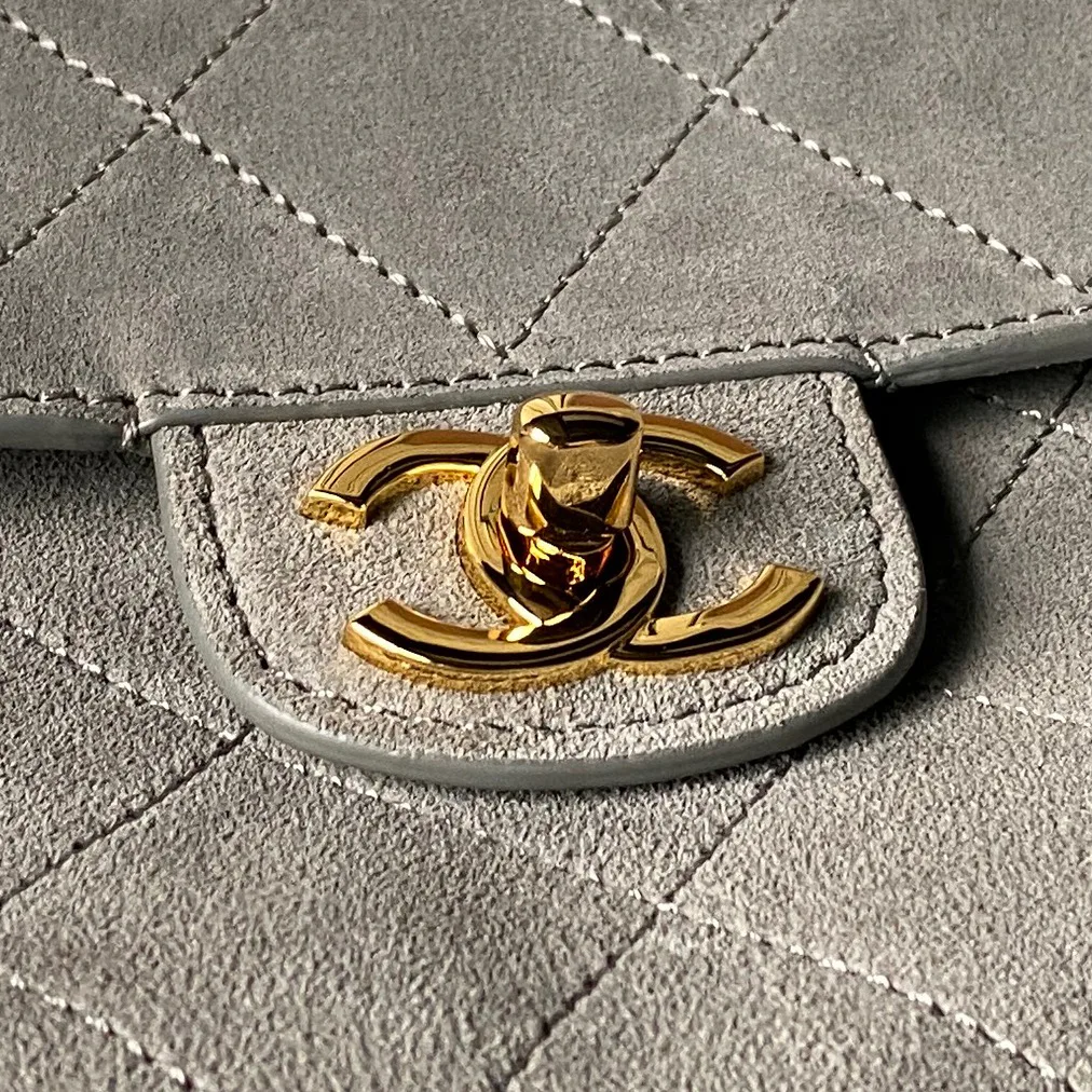 Классические Сумки Женские Chanel 18207967