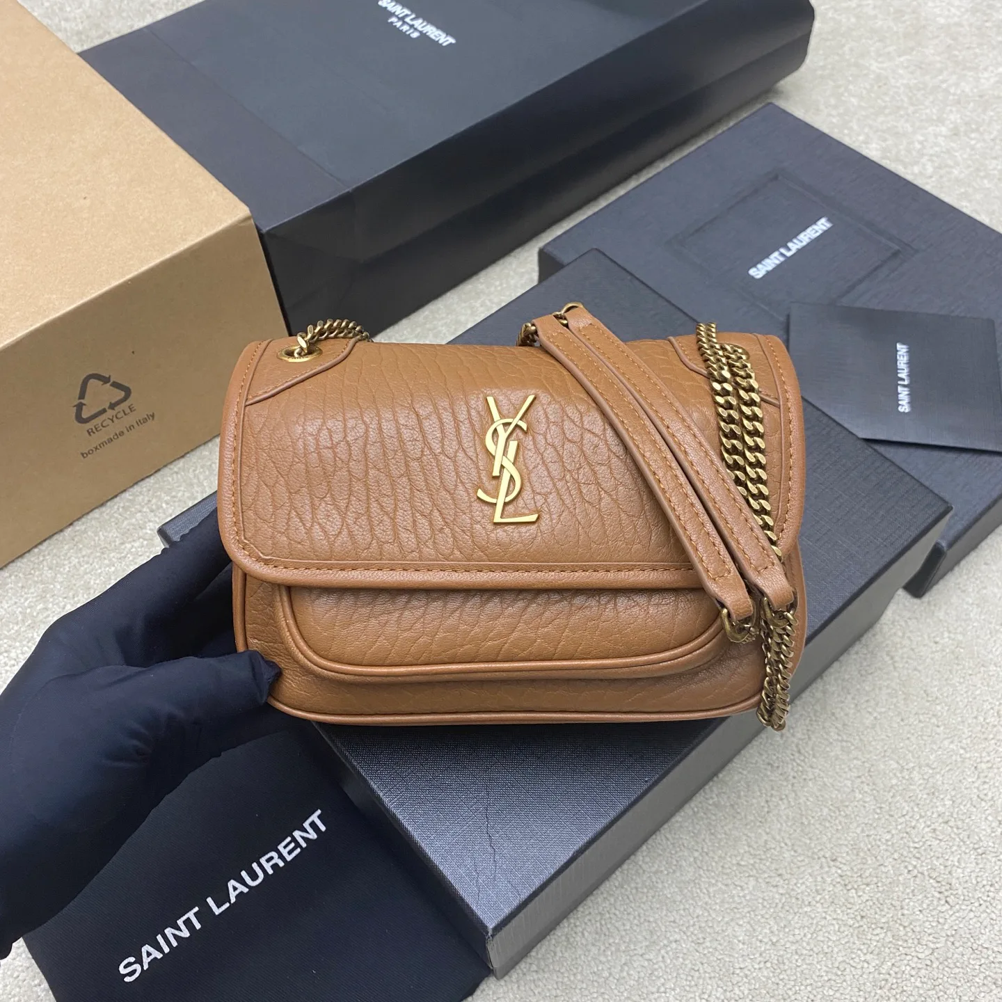 Сумки На Ремне Женские Saint Laurent 13435192