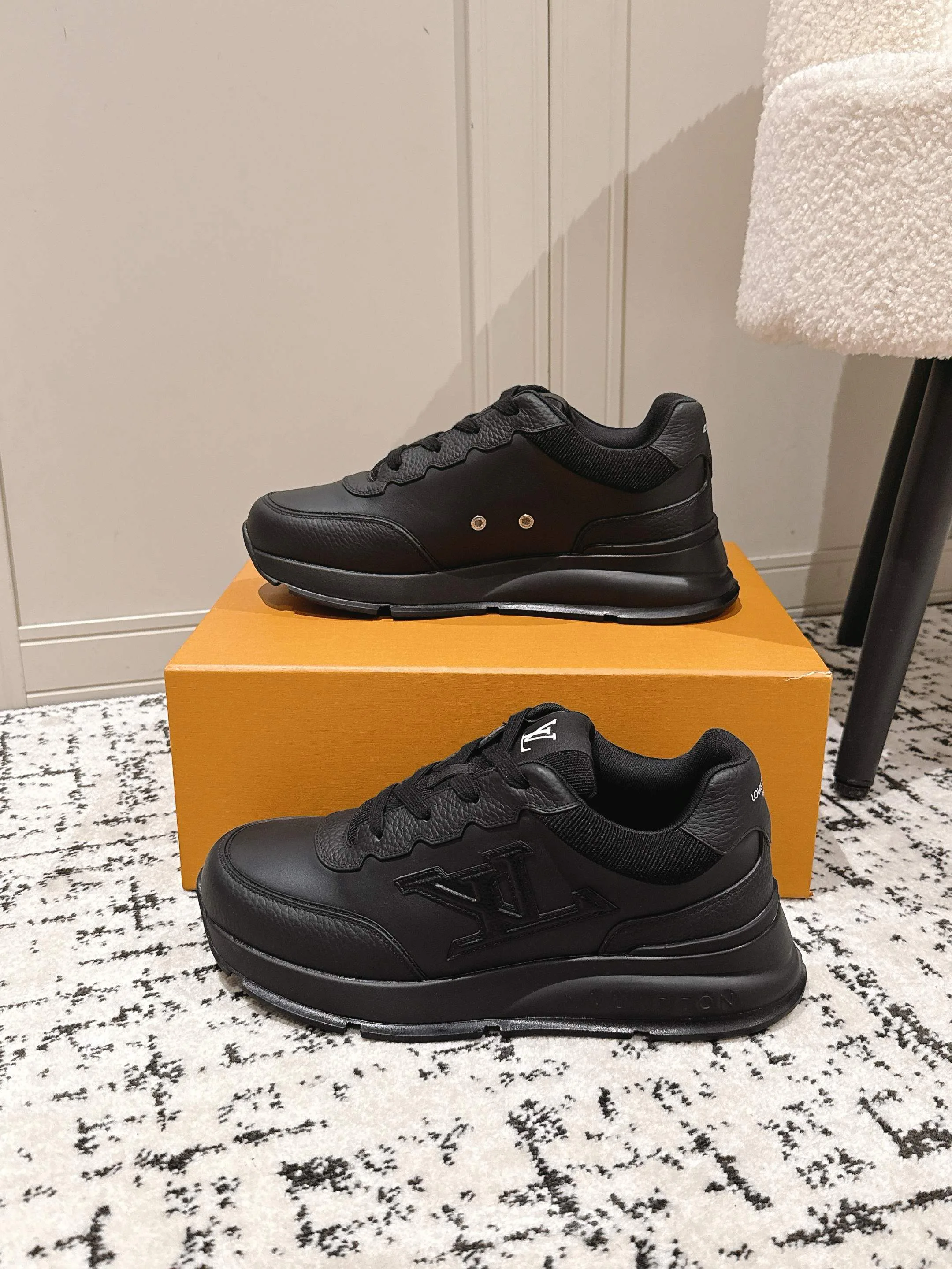 Кроссовки Мужские Louis Vuitton 32509