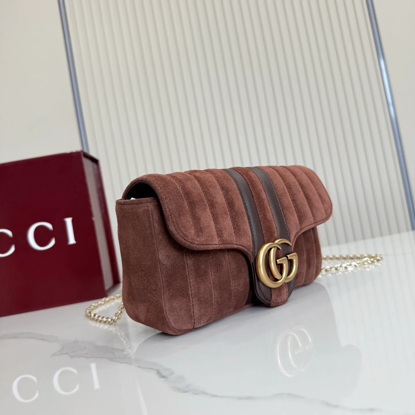 Классические Сумки Женские Gucci 18210738