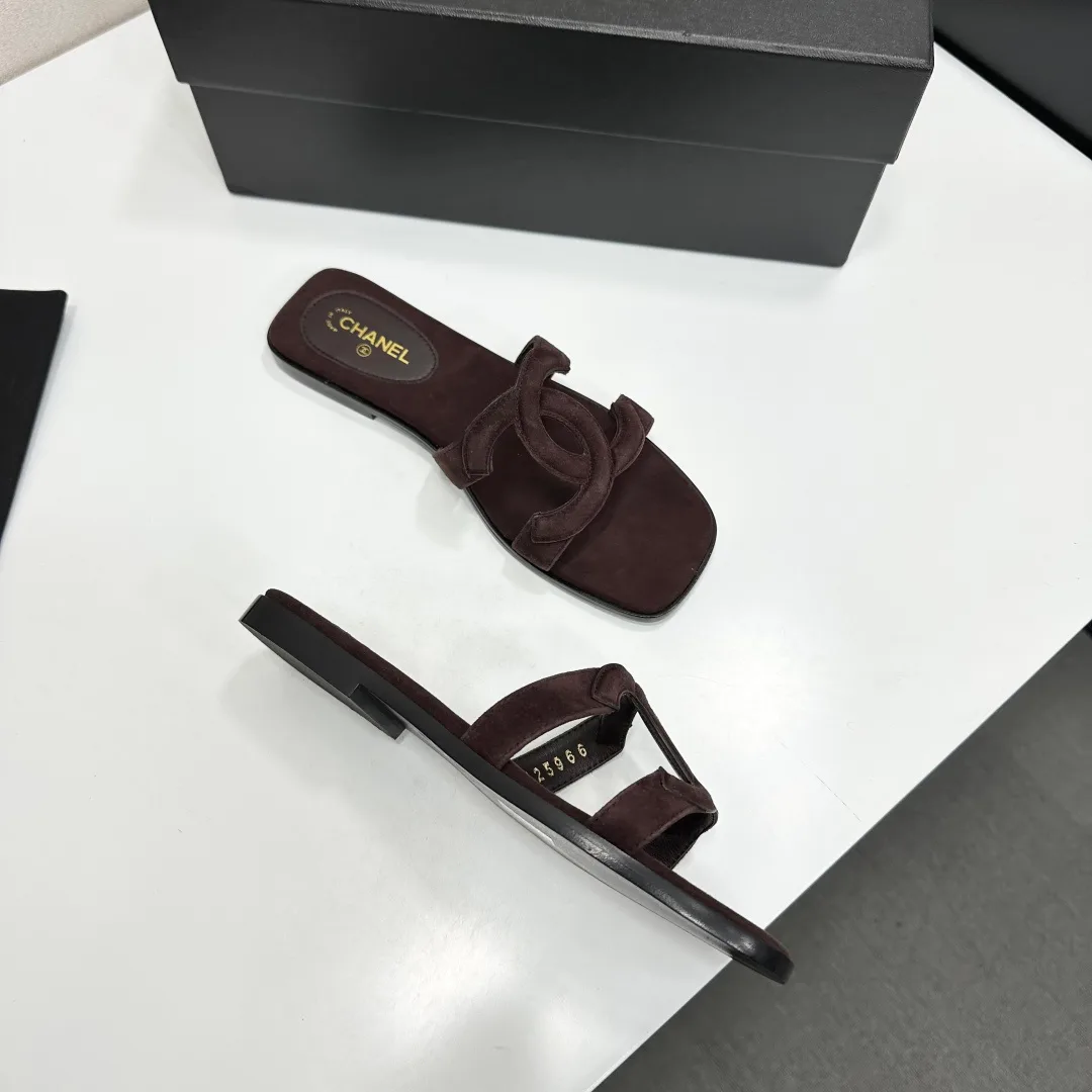 Шлепанцы Женские Chanel 11529457