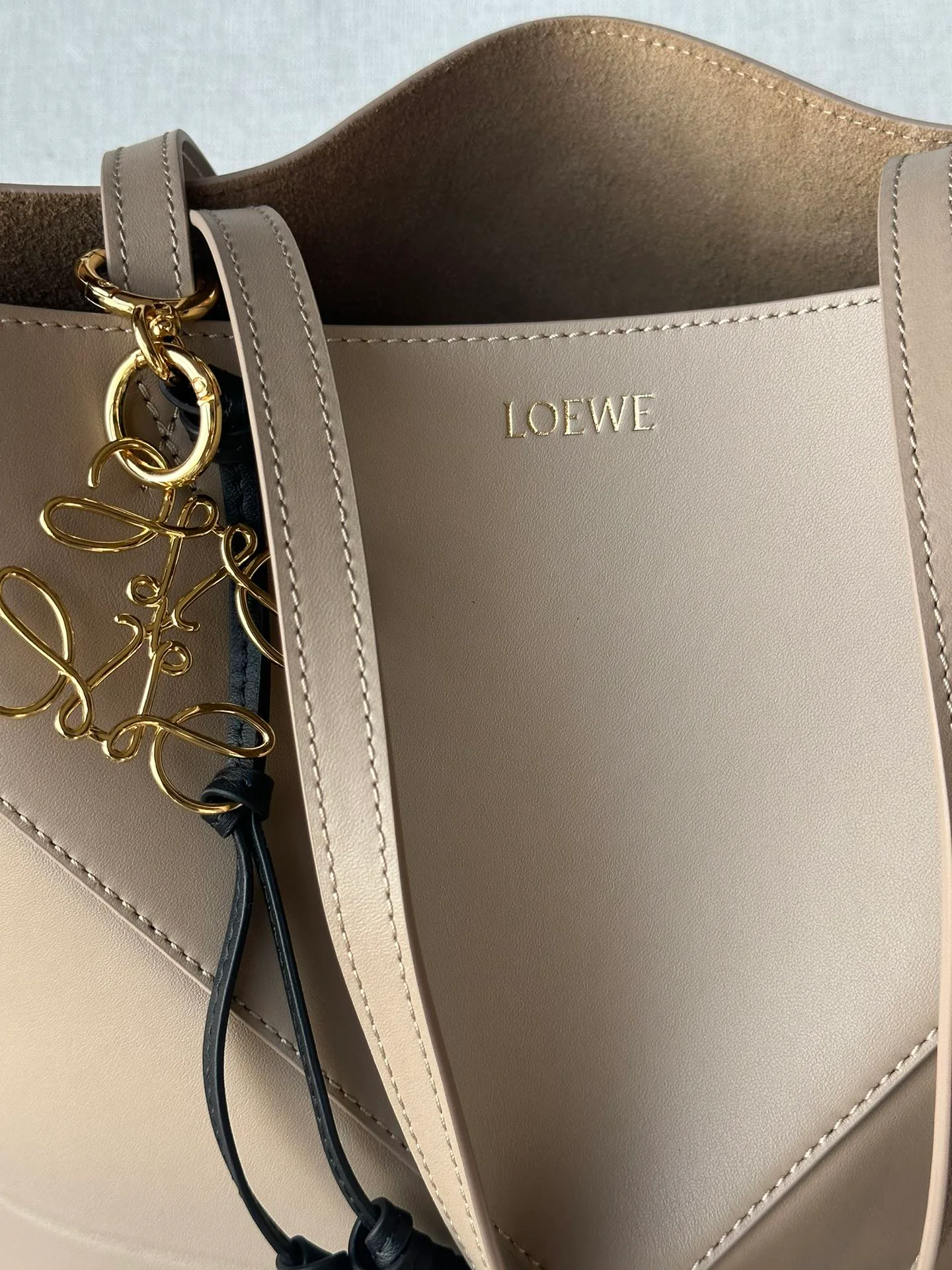 Классические Сумки Женские Loewe 12866922