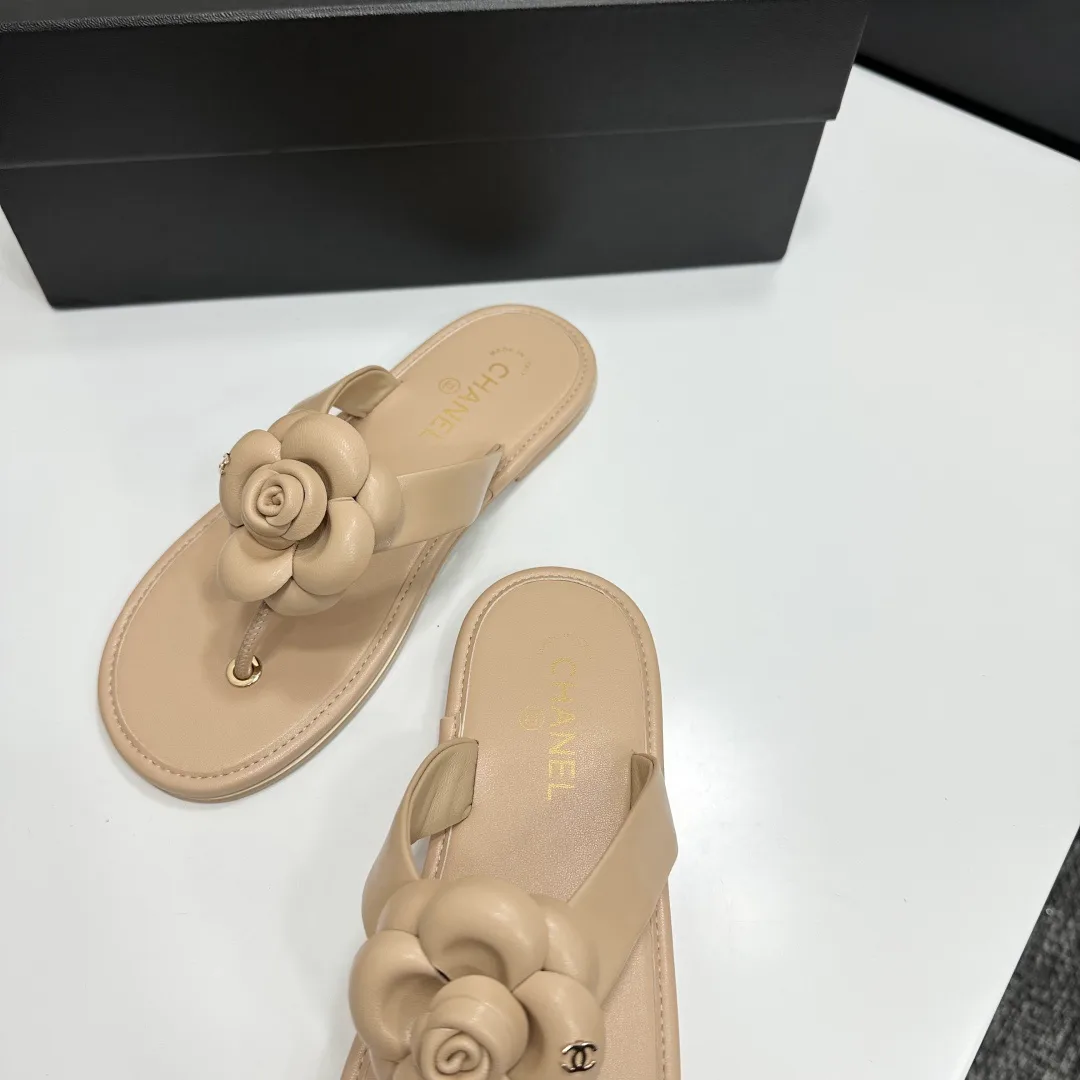 Шлепанцы Женские Chanel 12584315