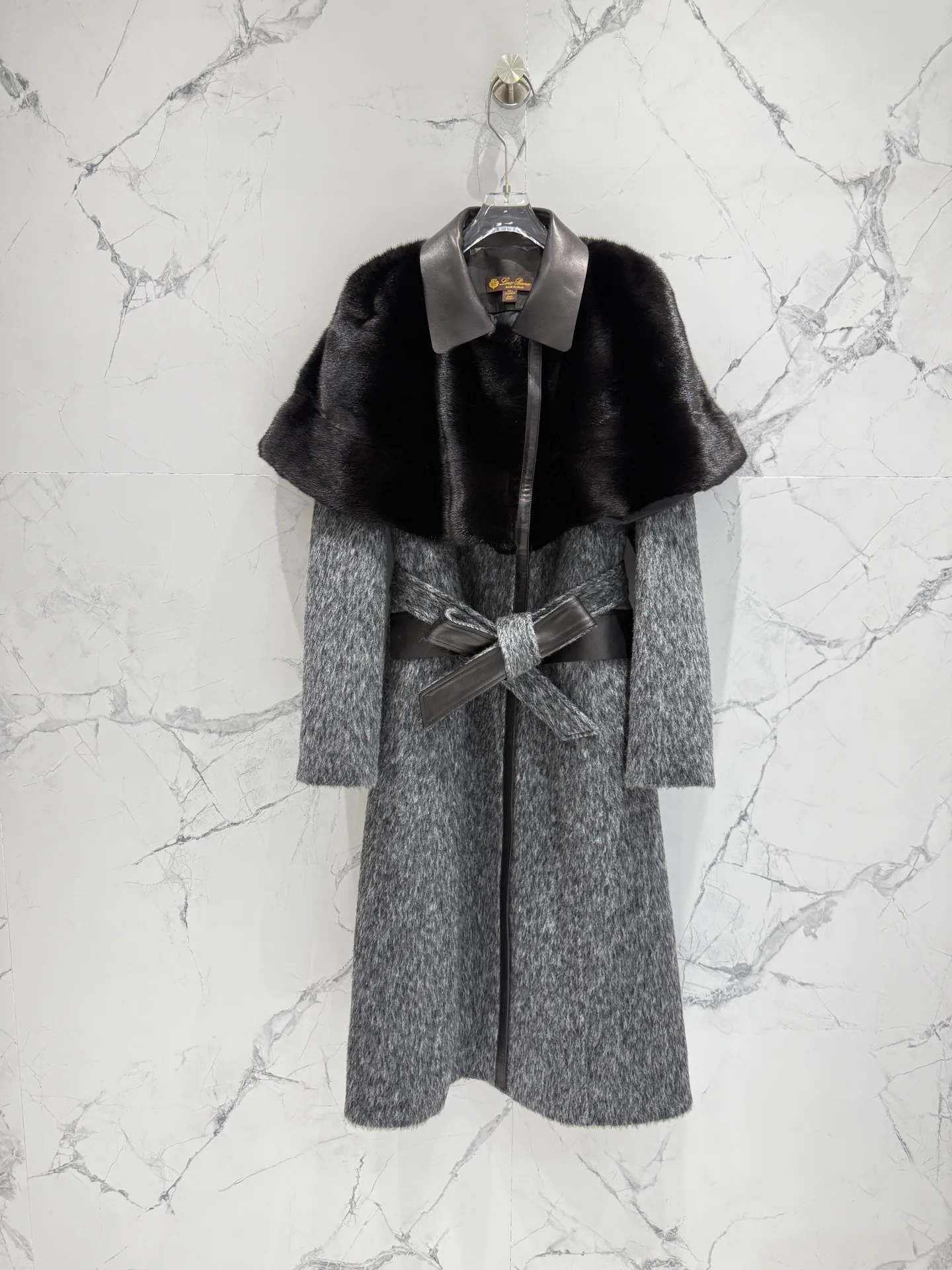 Шубы Женские Loro Piana 1137626