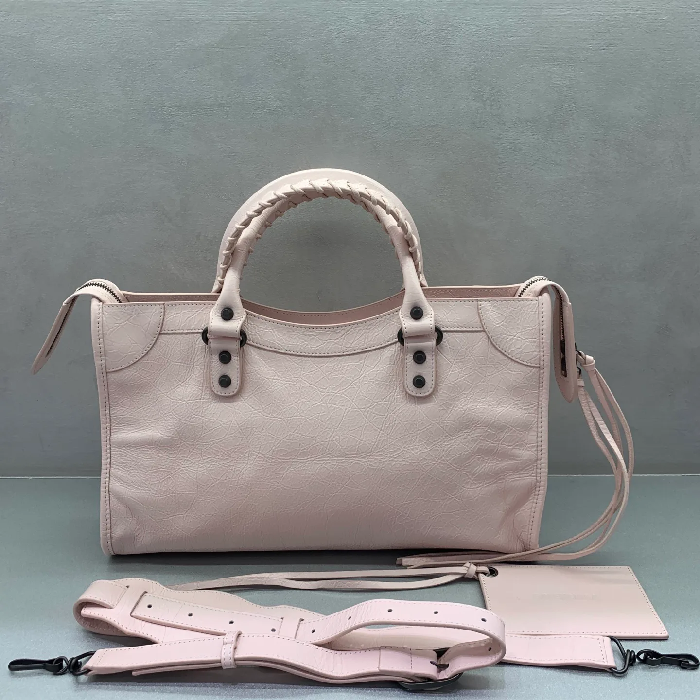 Классические Сумки Женские Balenciaga 18135974