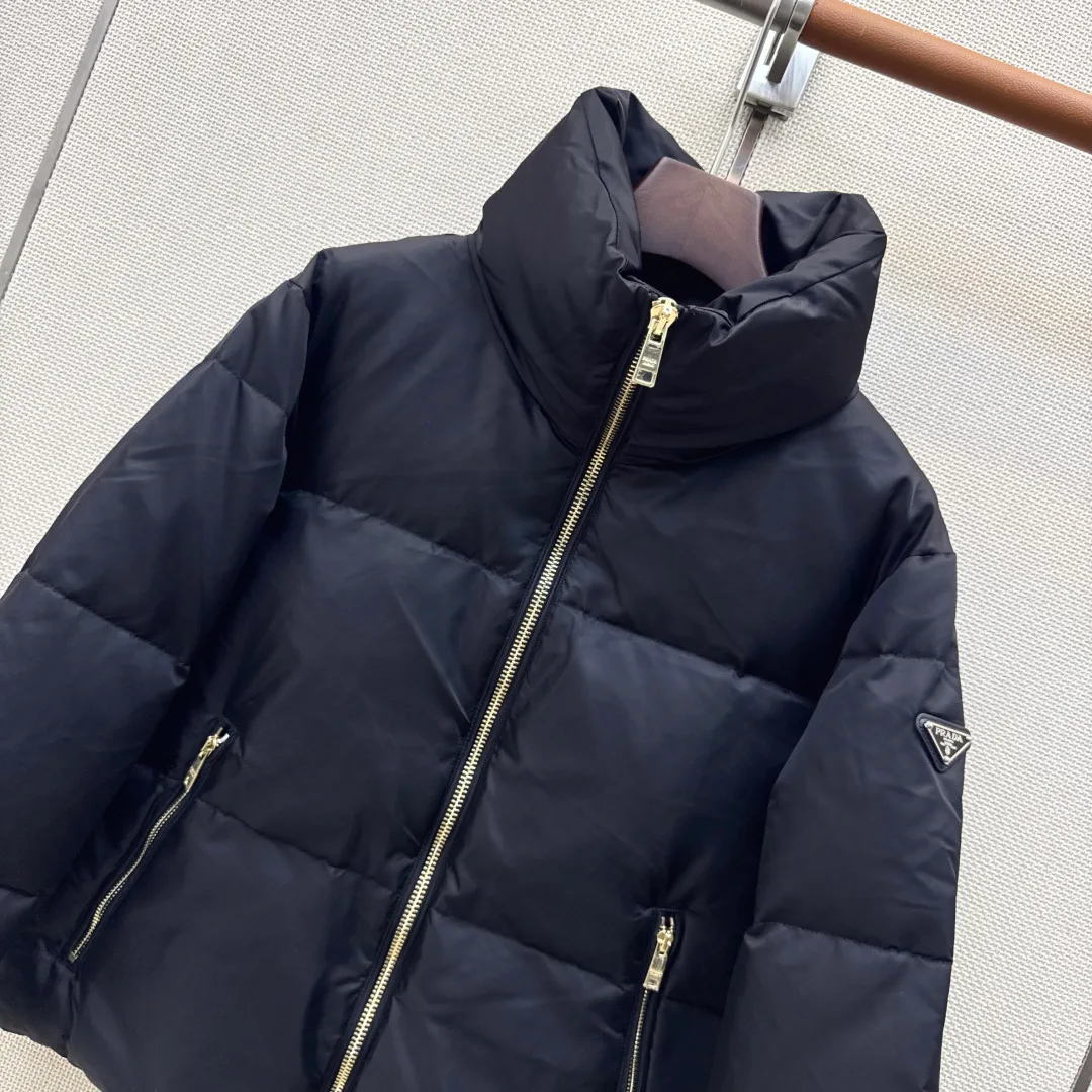 Куртки И Пуховики Женские Prada 18398207