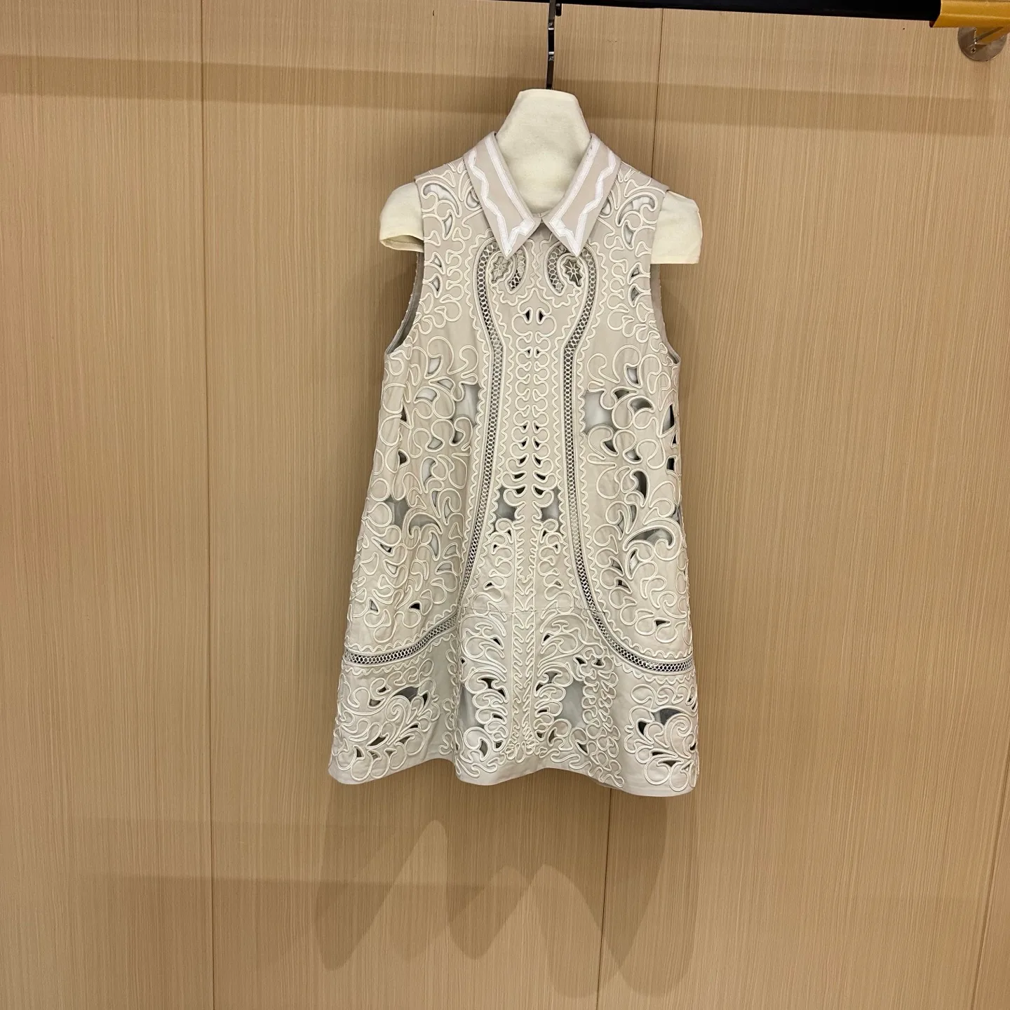 Платья Женские Valentino 10783233