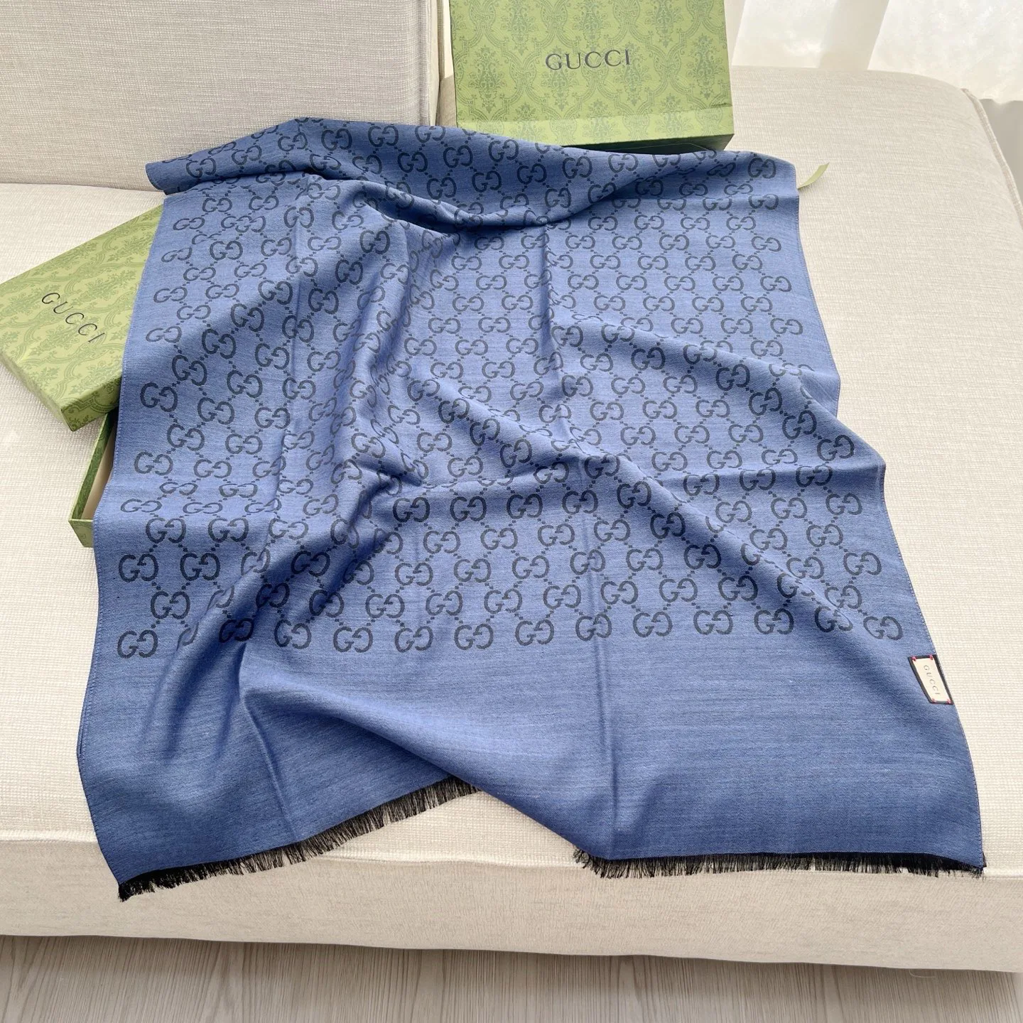 Шарфы Gucci 17945599