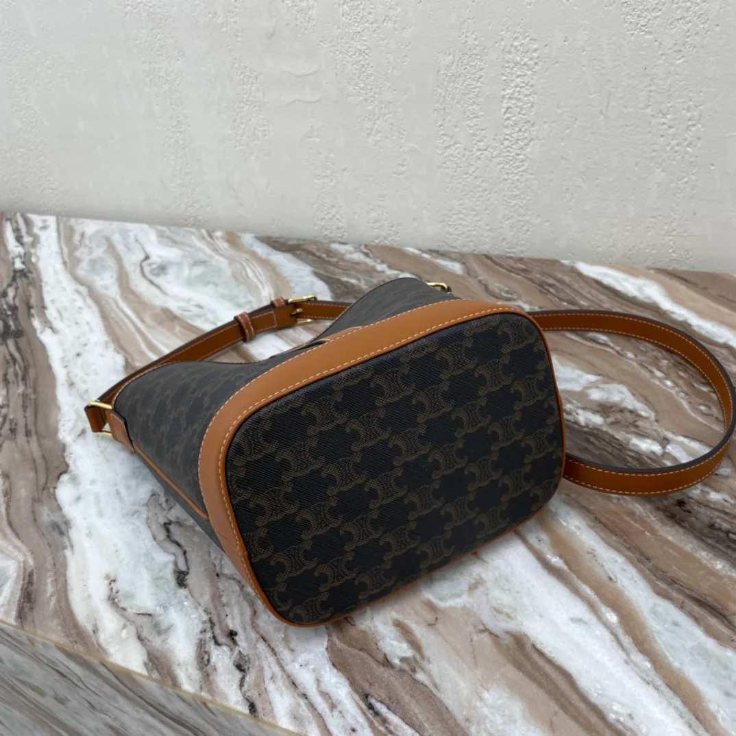 Классические Сумки Женские Celine 12604663