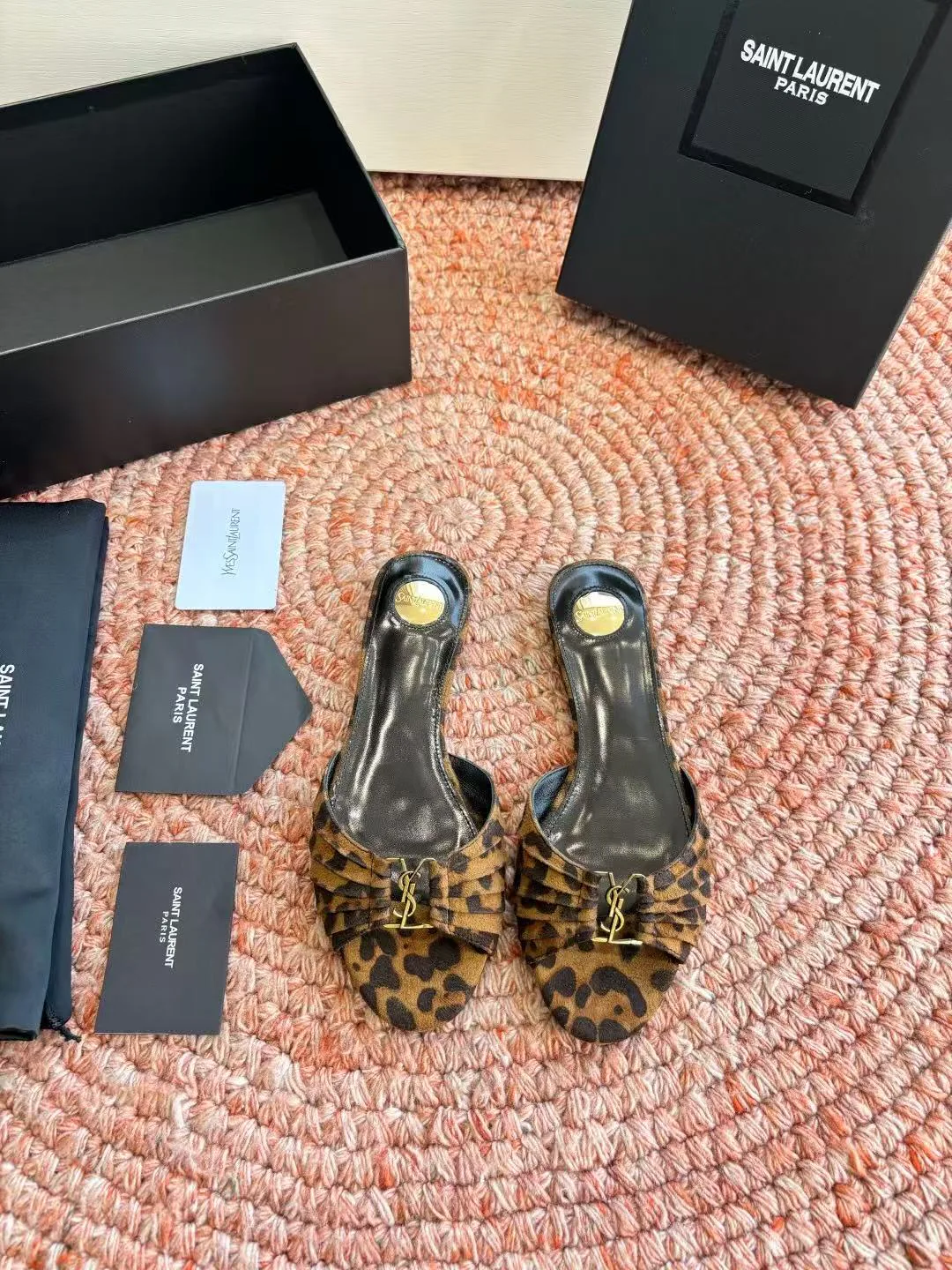 Шлепанцы Женские Saint Laurent 11755414