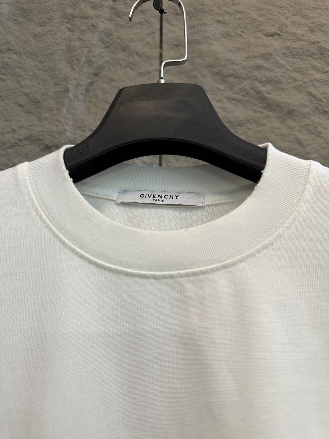 Футболки Женские Givenchy 13303988