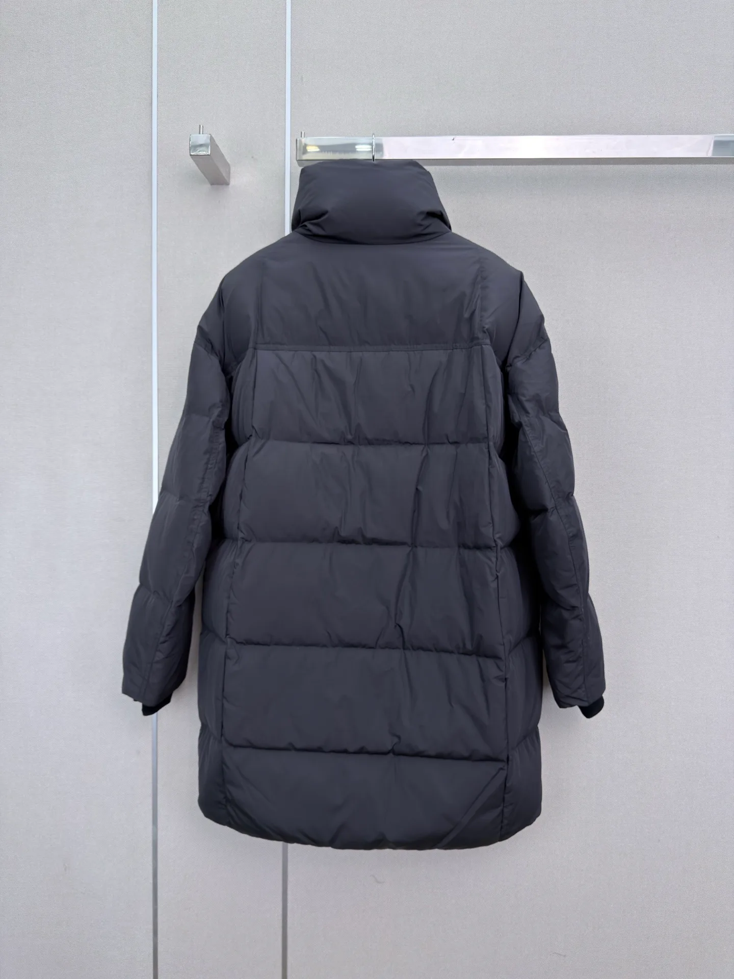 Куртки И Пуховики Женские Prada 18402405