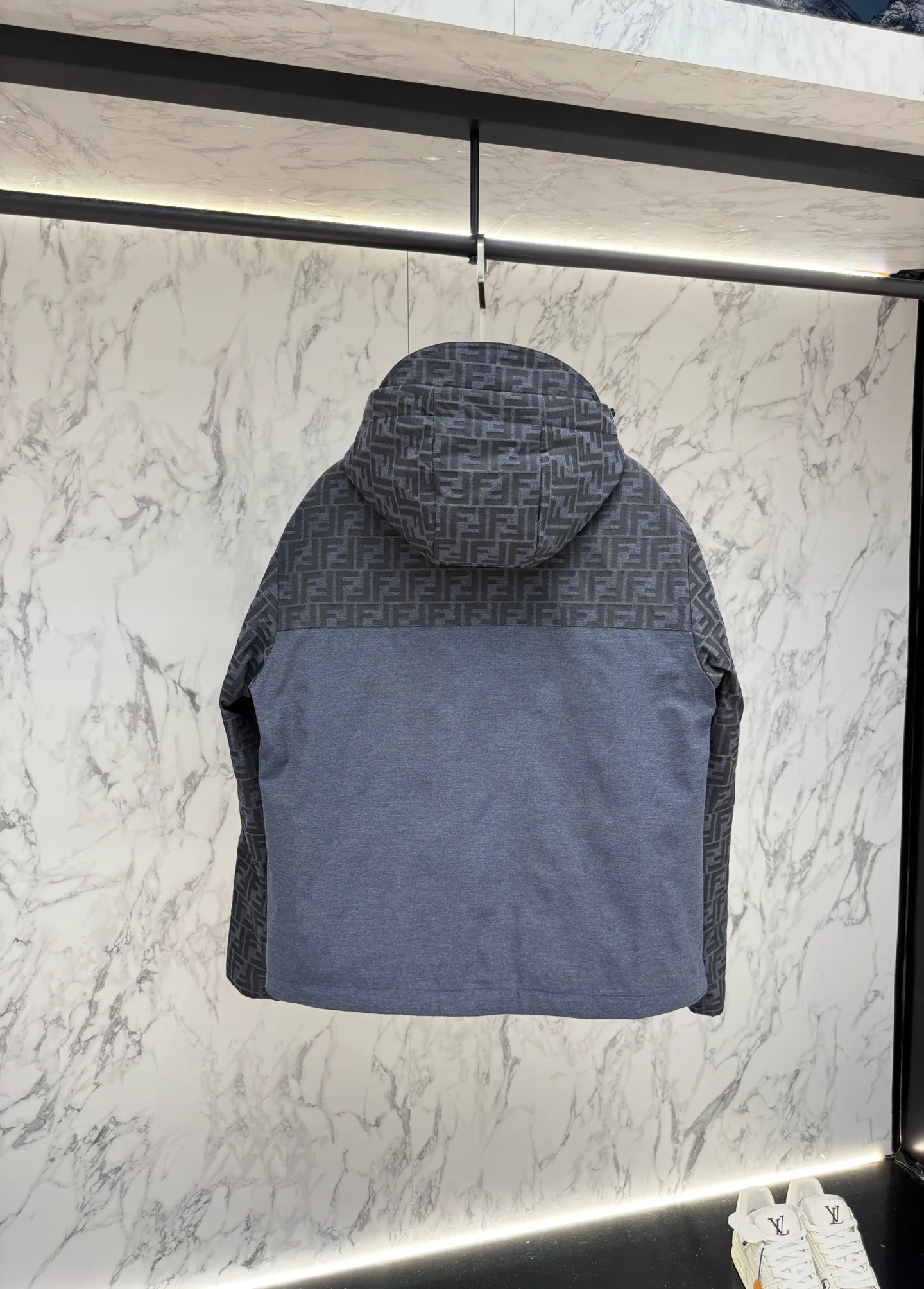 Куртки И Пуховики Мужские Fendi 4000190