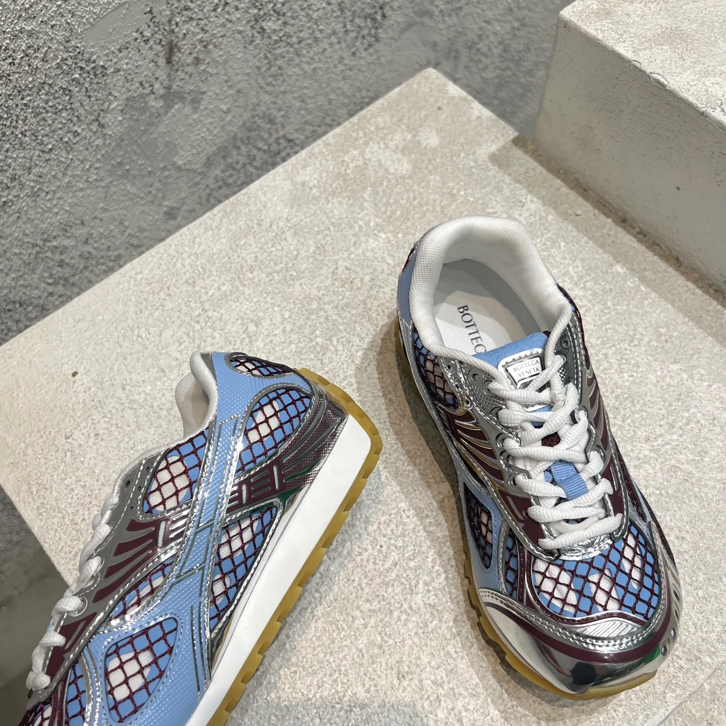 Кроссовки Женские Bottega Veneta 11565918