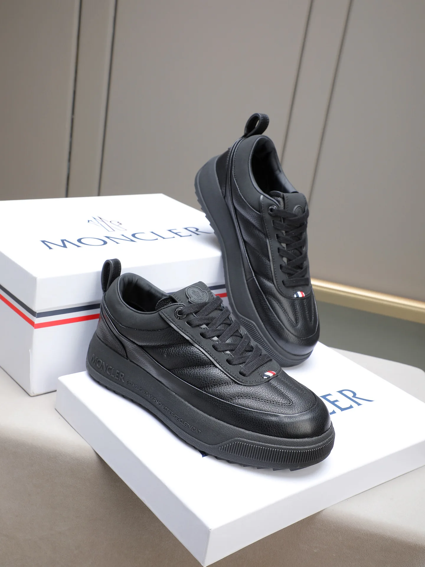 Кроссовки Мужские Moncler 11490475