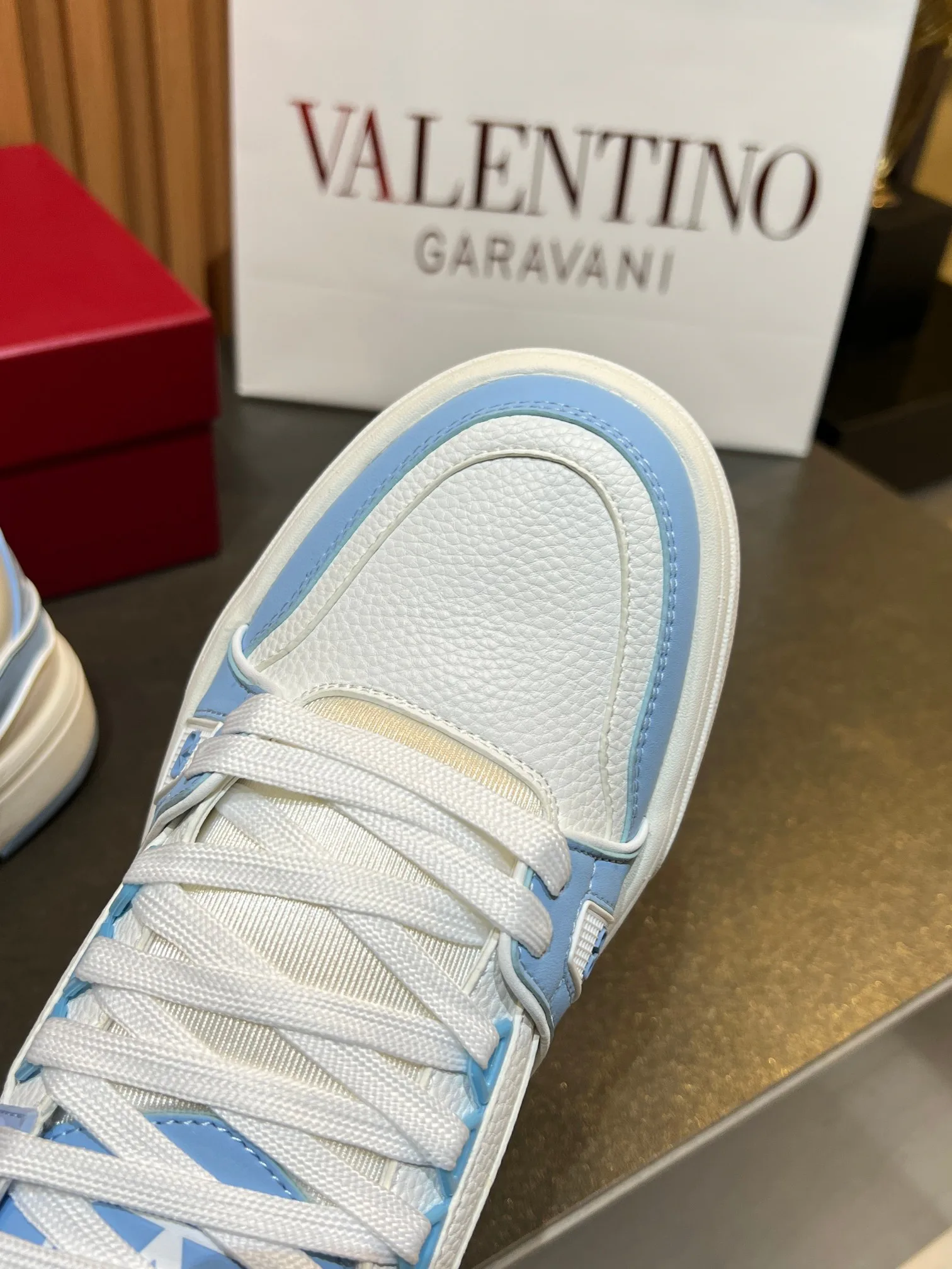 Кроссовки Женские Valentino 11575963