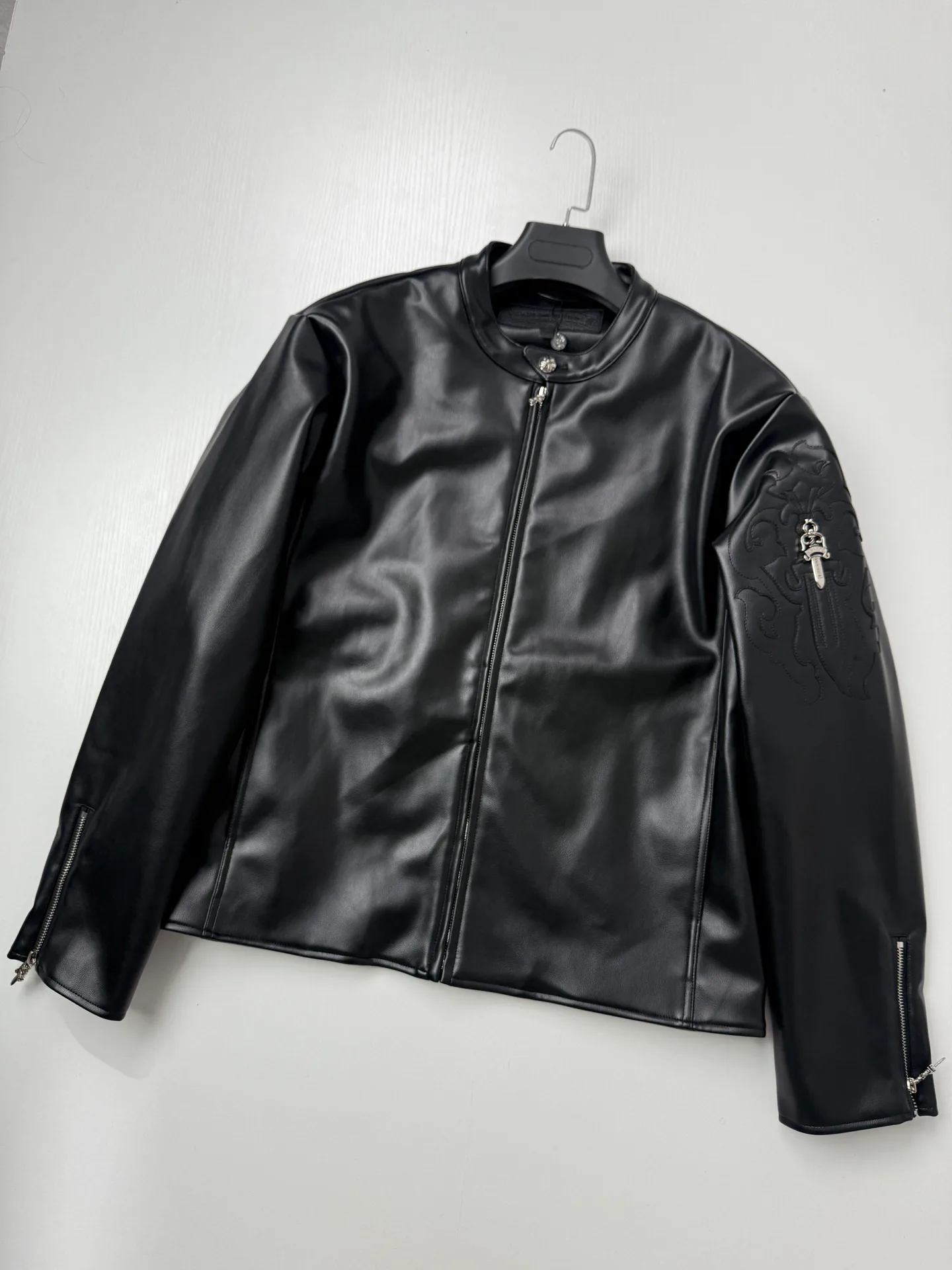 Кожаные Куртки И Дублёнки Мужские Chrome Hearts 17993314