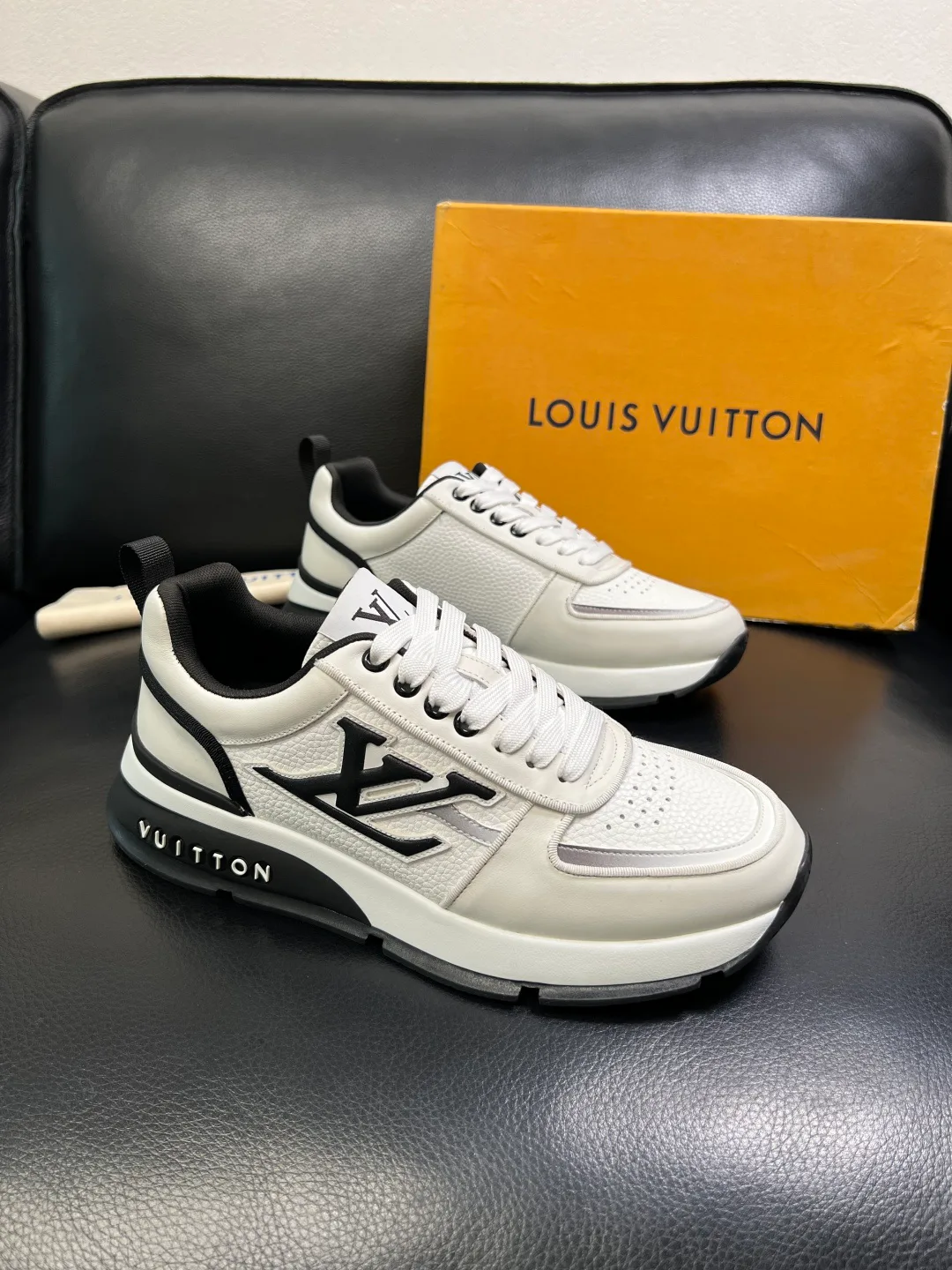 Кроссовки Мужские Louis Vuitton 369019