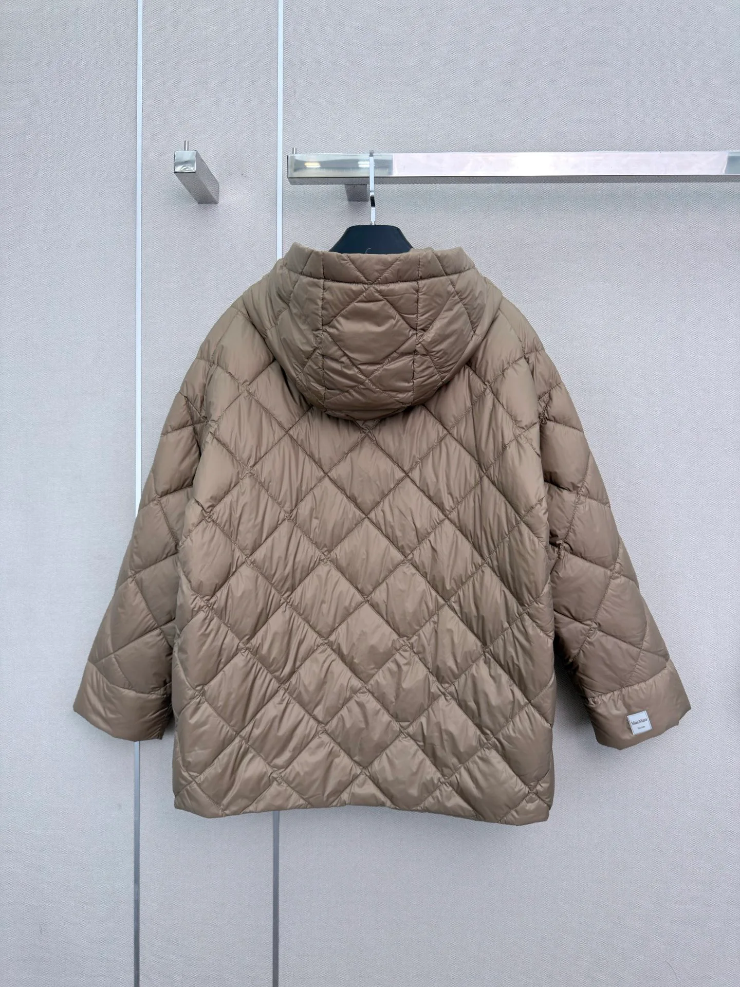 Куртки И Пуховики Женские Max Mara 18108354