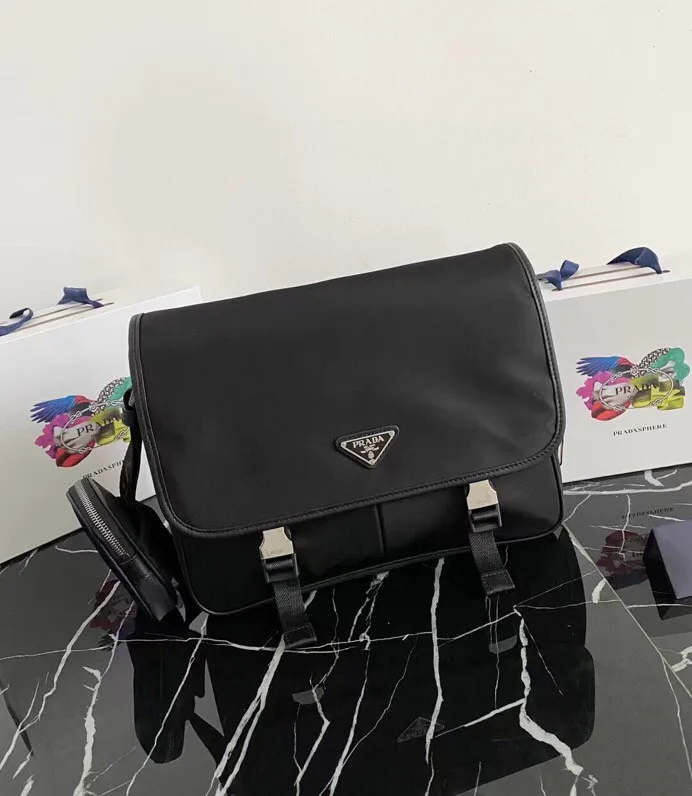 Сумки На Ремне Женские Prada 11872151