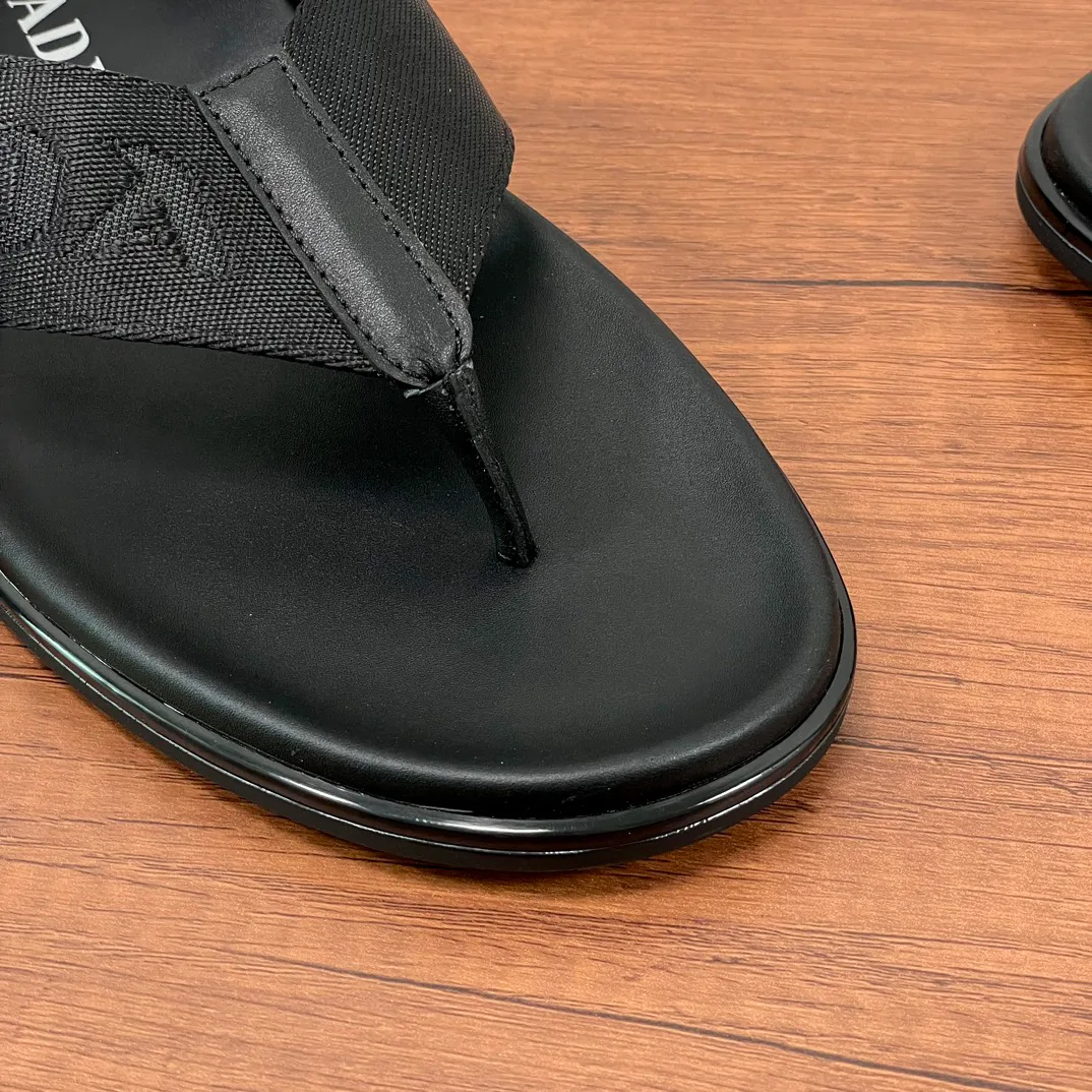 Шлепанцы Мужские Prada 17280265