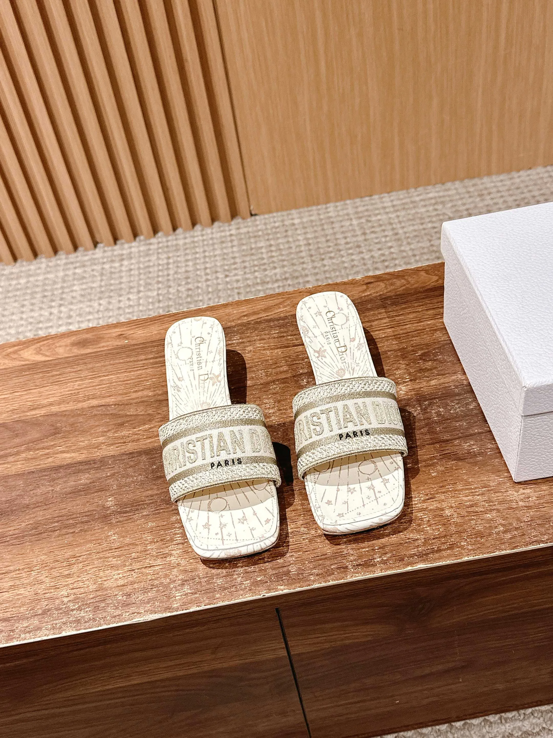 Босоножки Женские Christian Dior 11600023