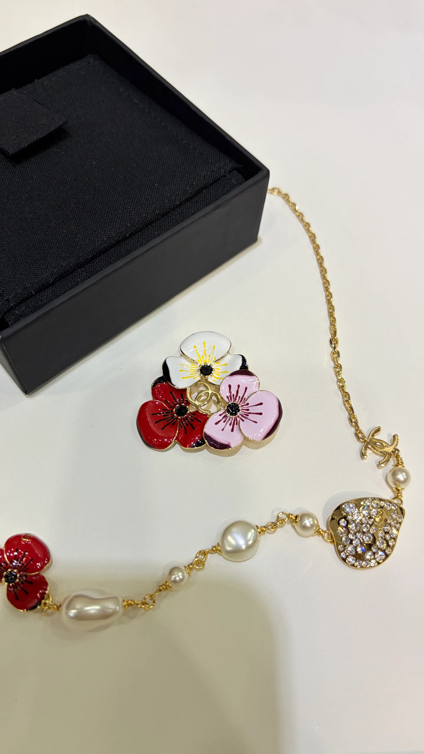 Бижутерия Chanel 17919509