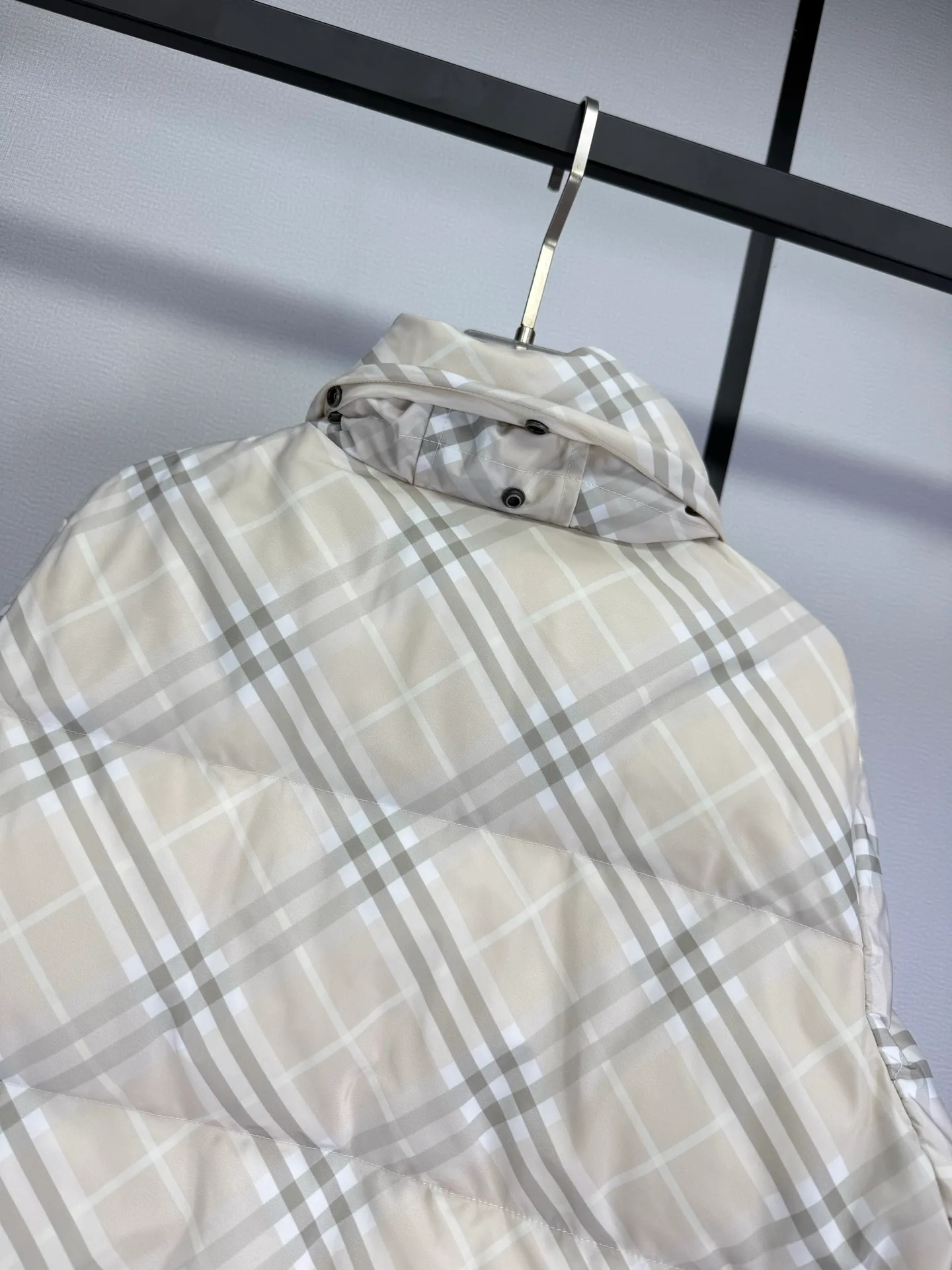 Куртки И Пуховики Женские Burberry 18022288