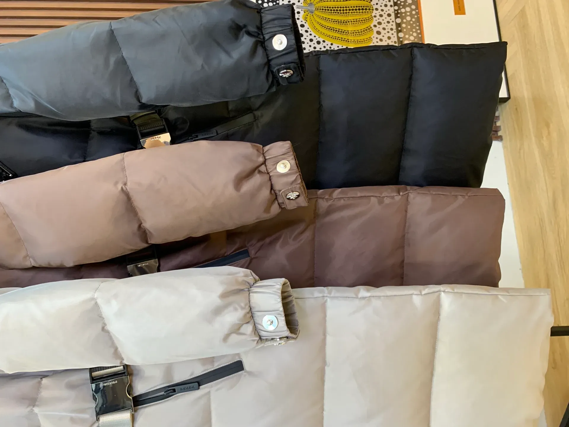 Куртки И Пуховики Женские Prada 143315