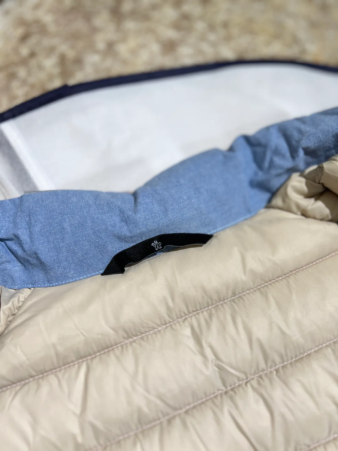 Куртки И Пуховики Женские Moncler 19725232