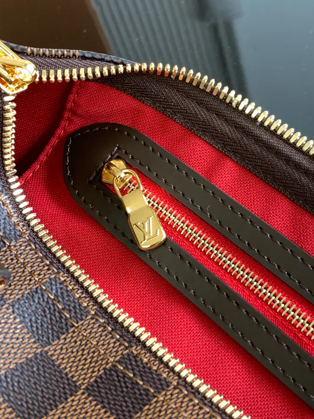 Классические Сумки Женские Louis Vuitton 12315661