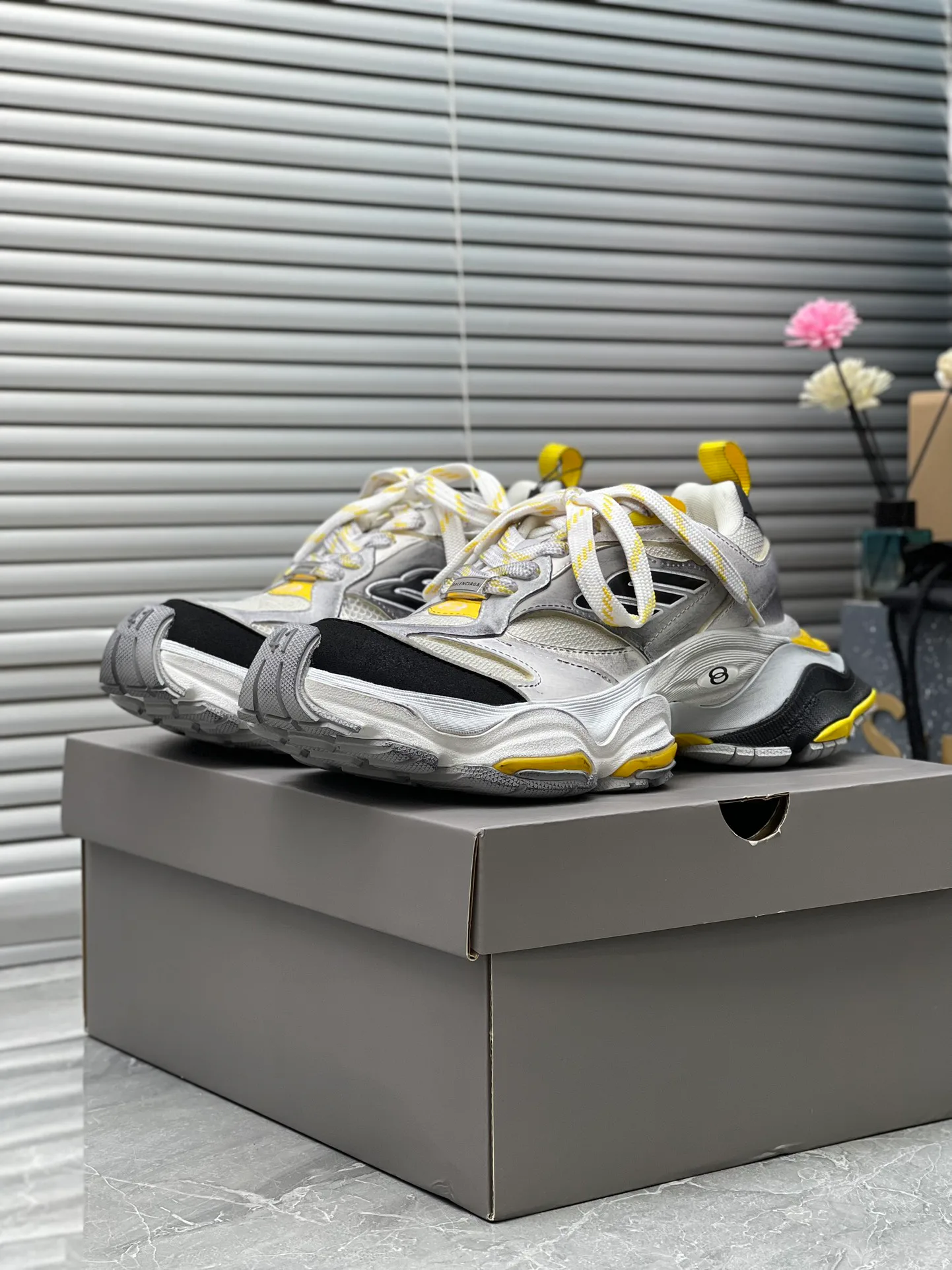Кроссовки Женские Balenciaga 12799560