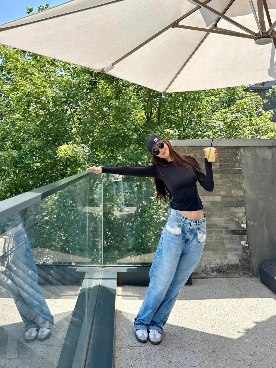 Джинсы Женские Maison Margiela 11621678