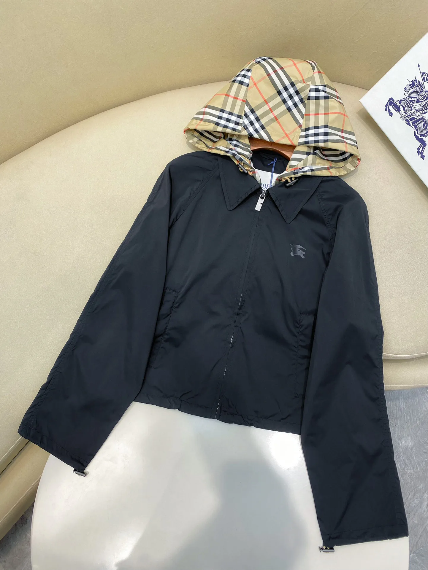 Куртки И Пуховики Женские Burberry 11697866