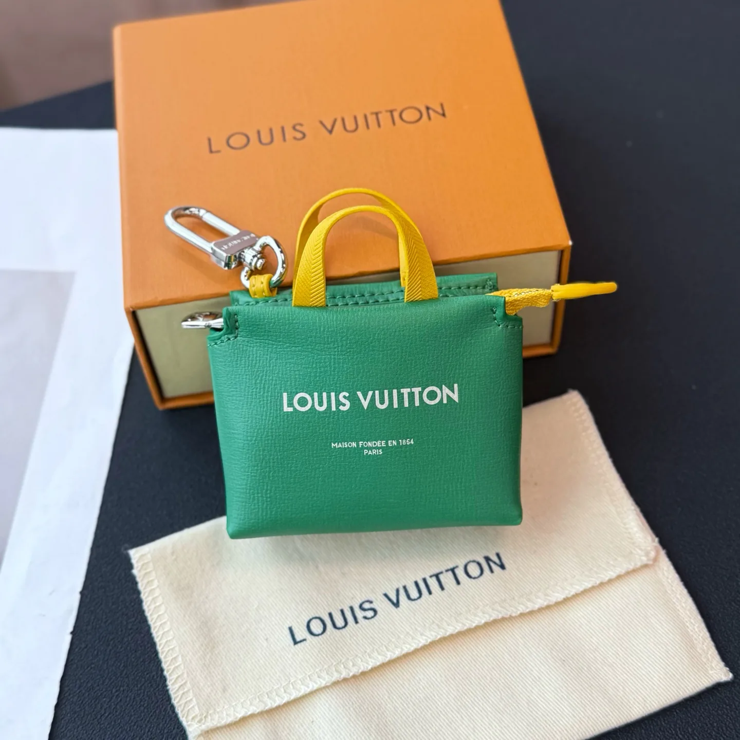 Ключницы Louis Vuitton 11568212