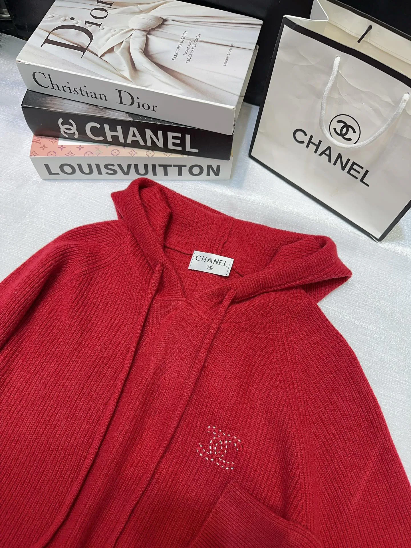 Джемперы И Свитеры Женские Chanel 5019260