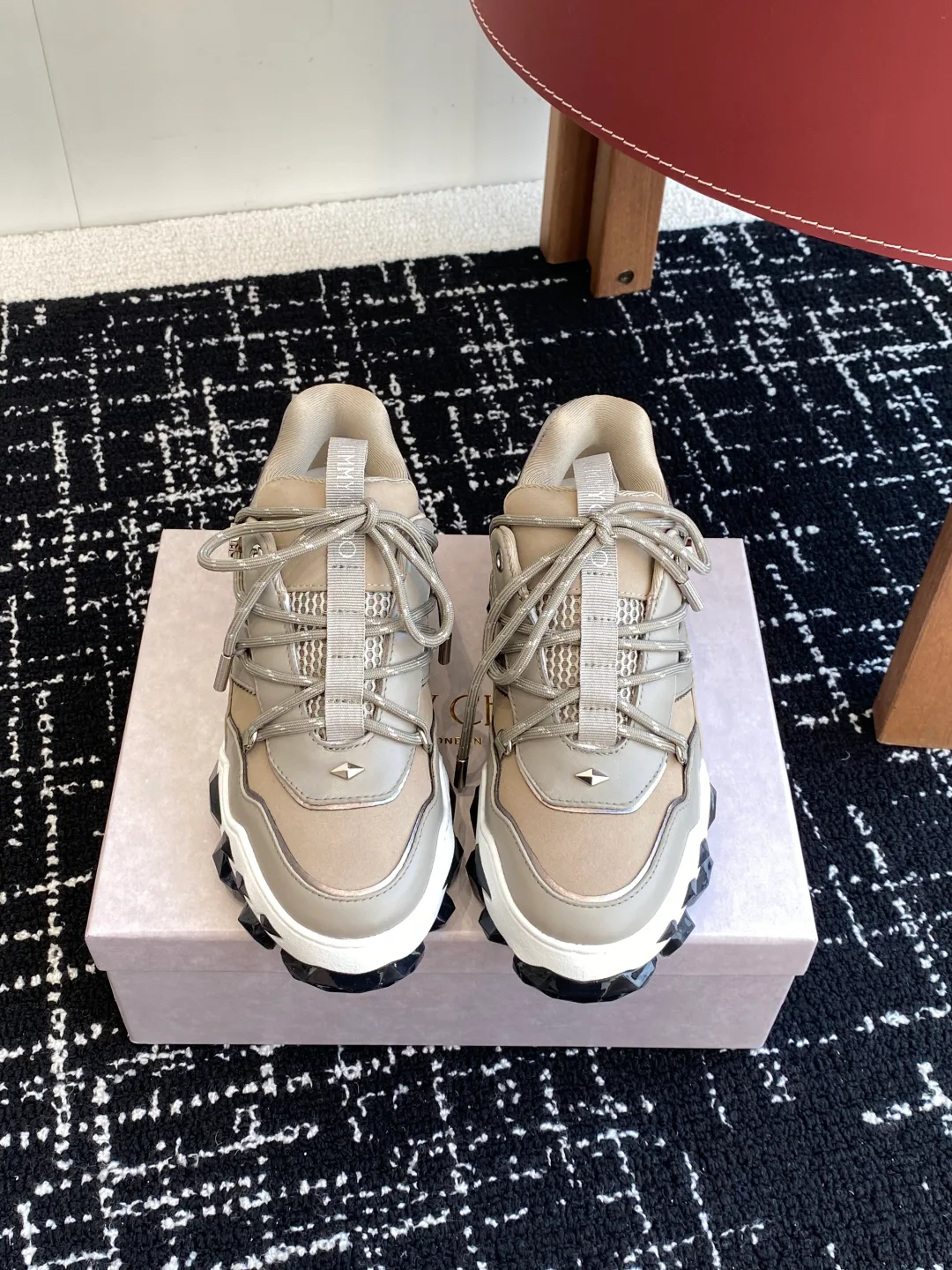 Кроссовки Женские Jimmy Choo 18407