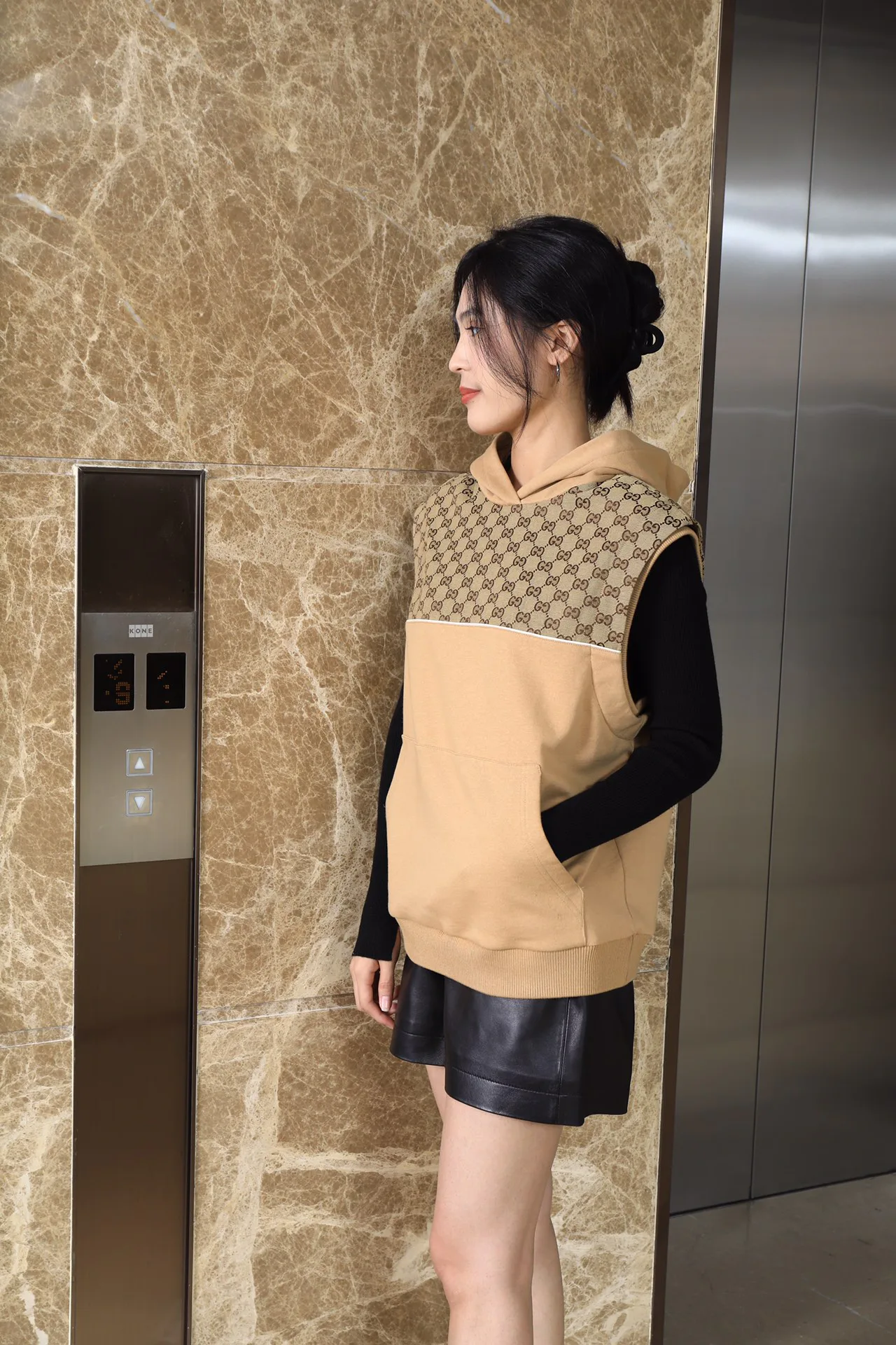 Жилеты Женские Gucci 5563597