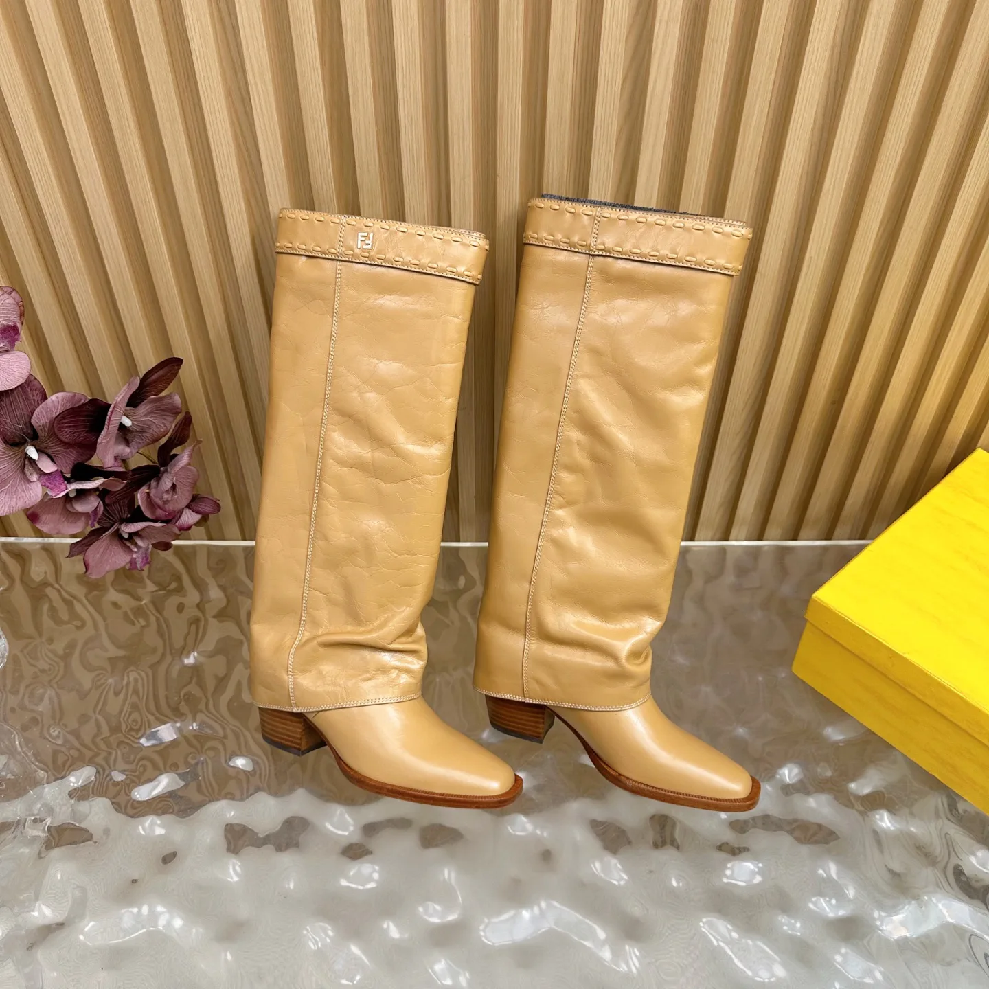 Сапоги Женские Fendi 18235451