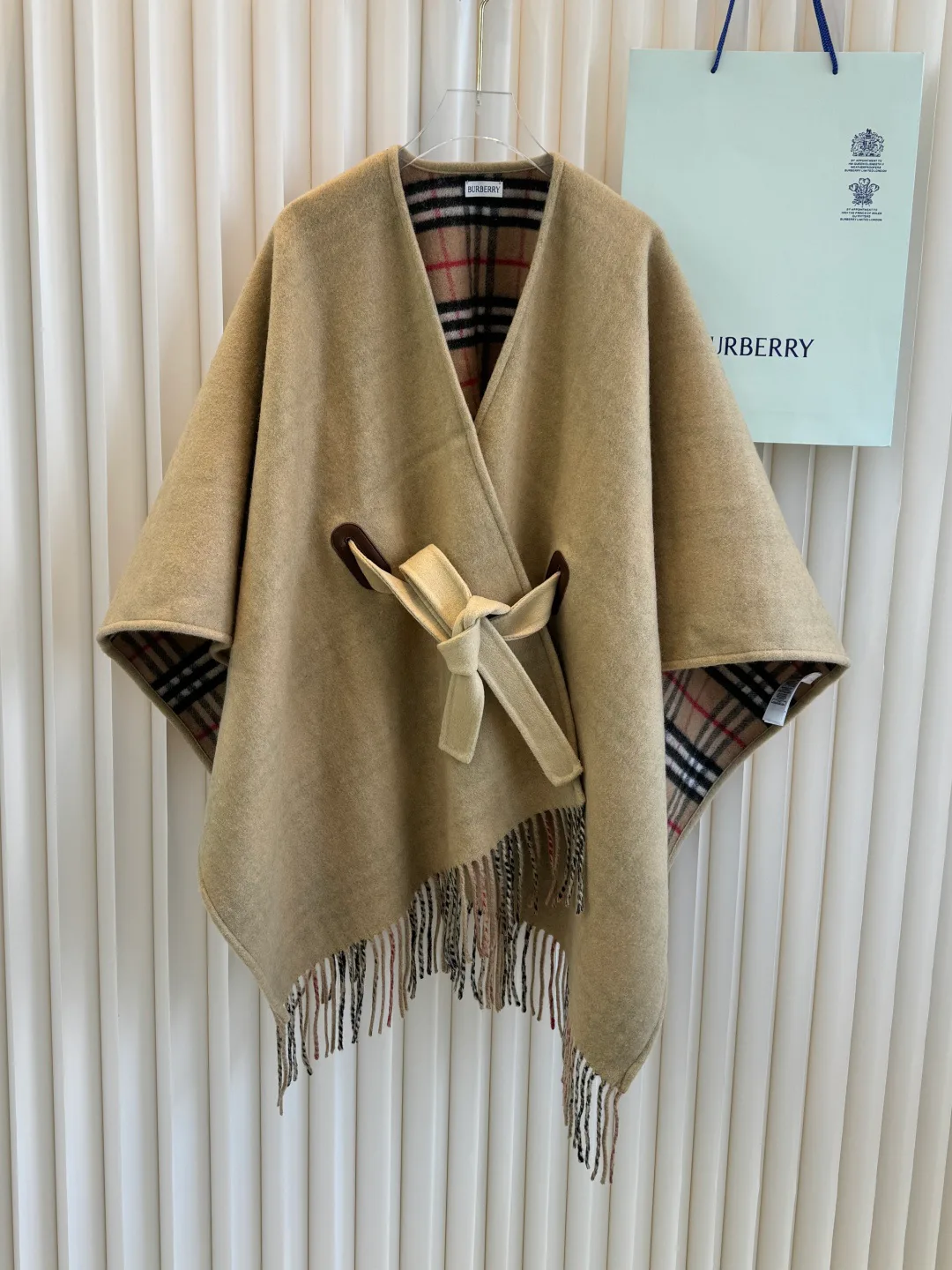 Пальто Женские Burberry 20053406