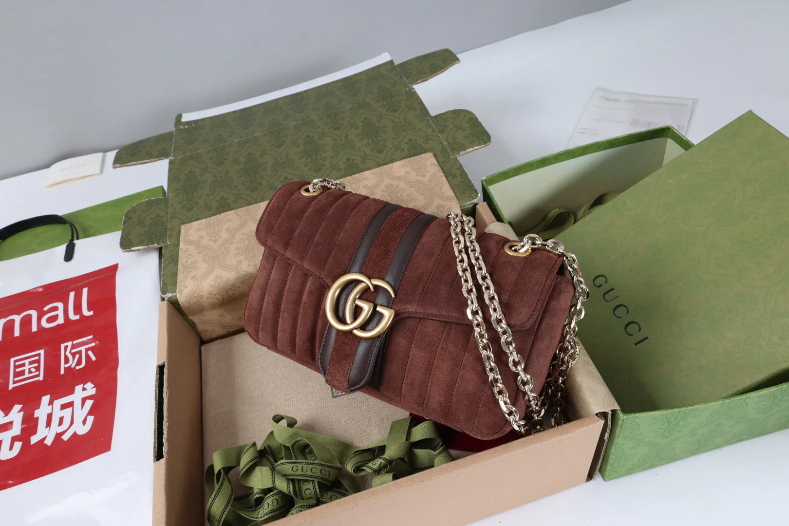 Классические Сумки Женские Gucci 18004293