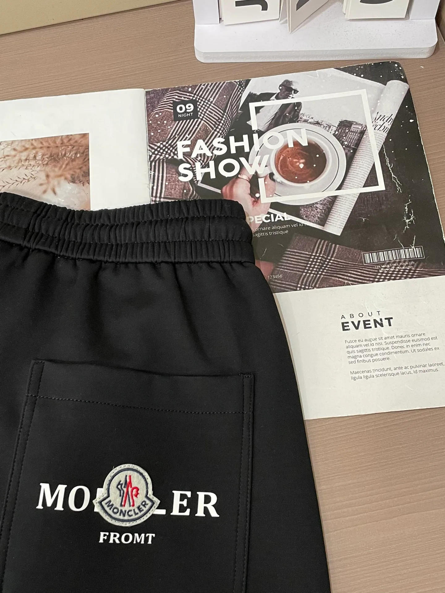 Брюки Мужские Moncler 13169947