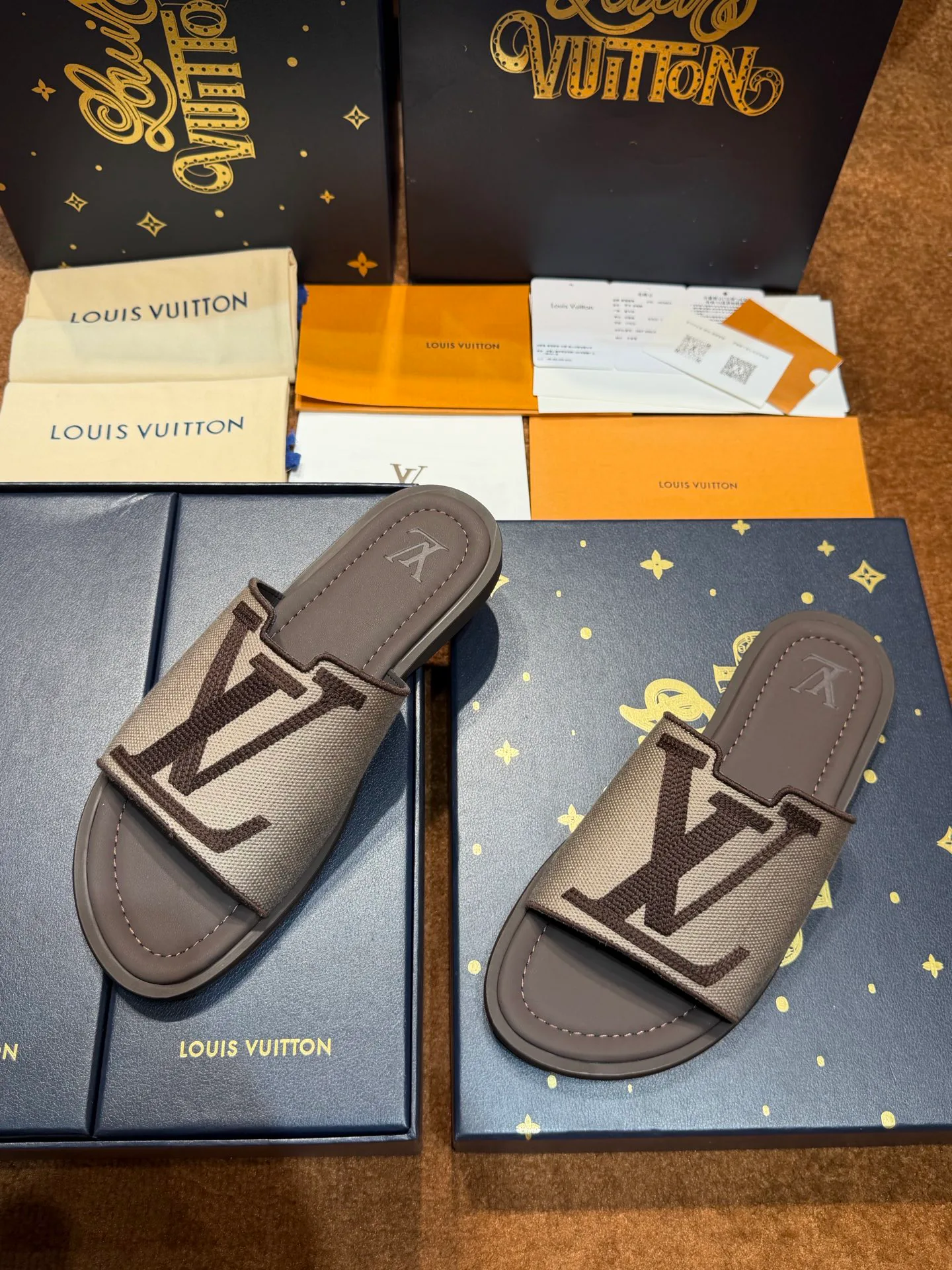 Шлепанцы Мужские Louis Vuitton 17342956