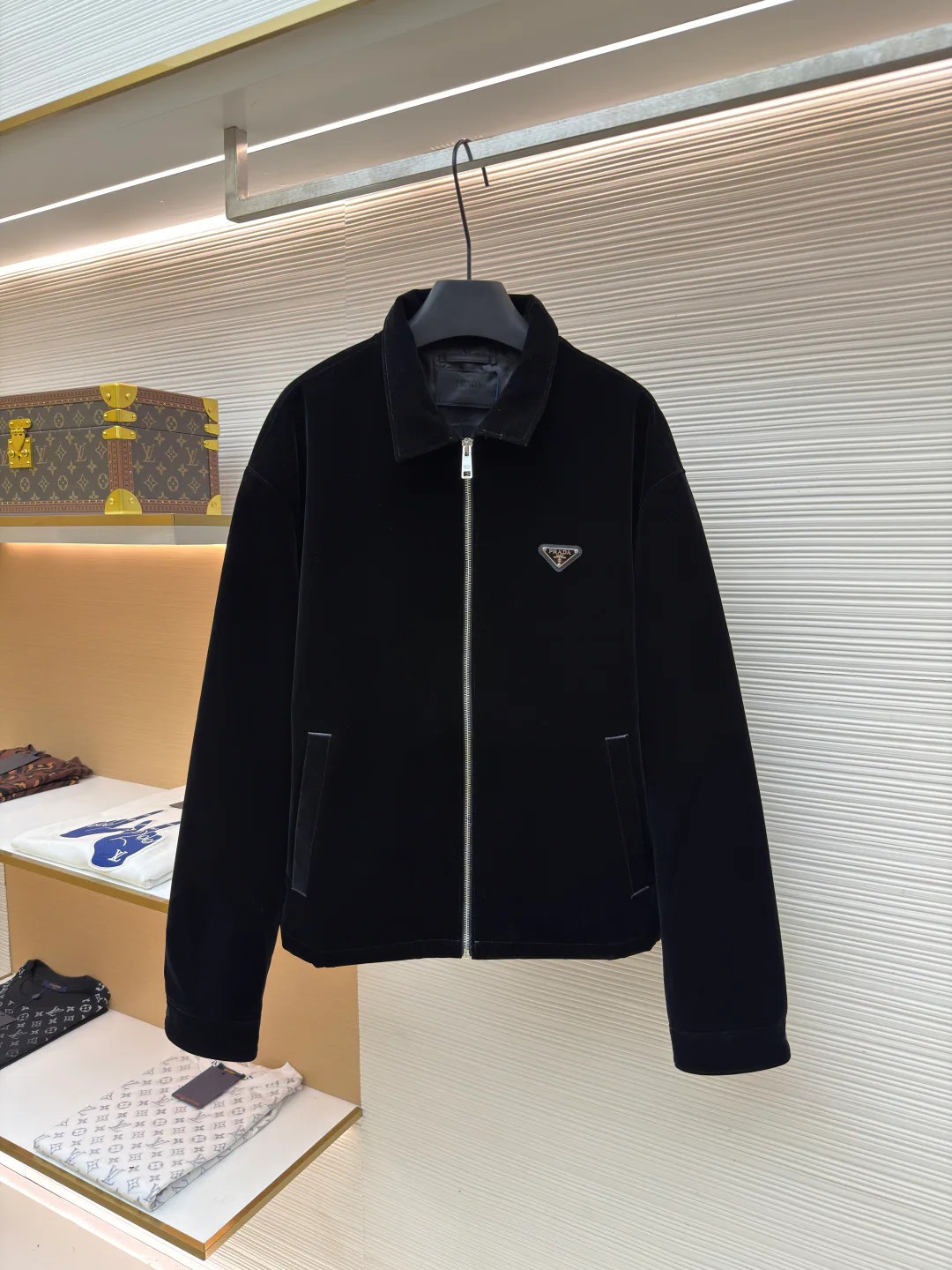 Куртки И Пуховики Мужские Prada 18209770