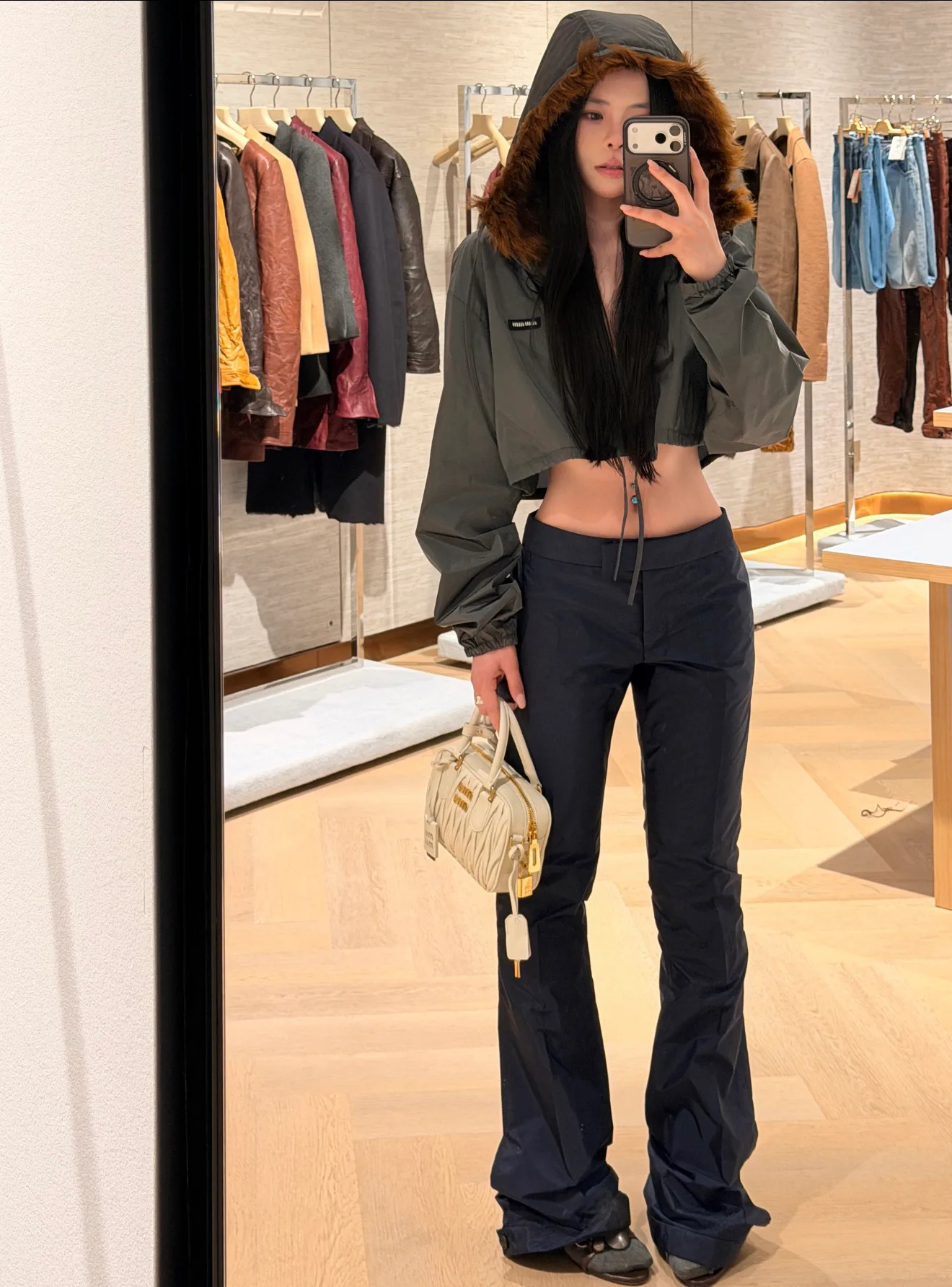 Куртки И Пуховики Женские Miu Miu 18112906