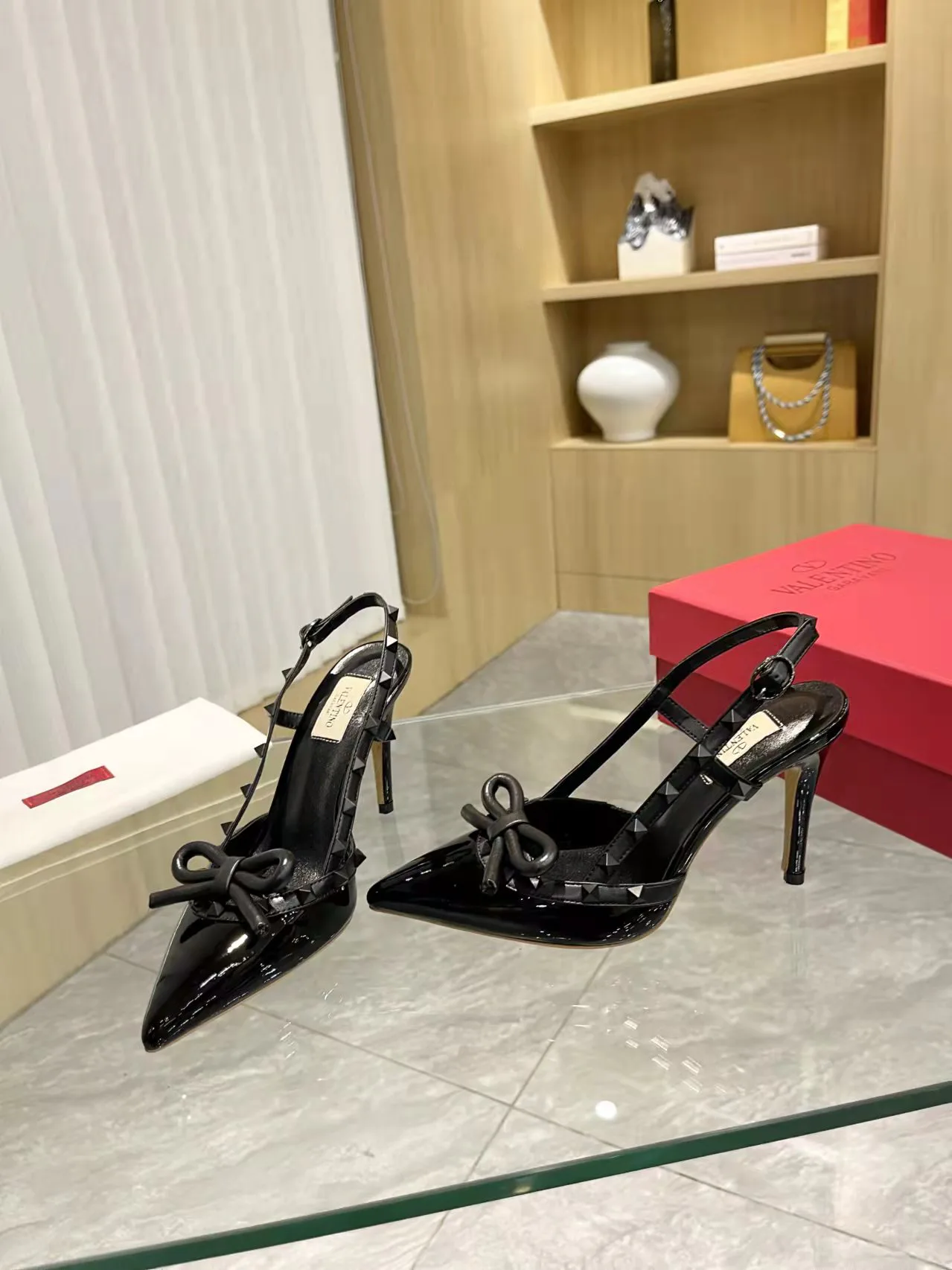 Босоножки Женские Valentino 11602185